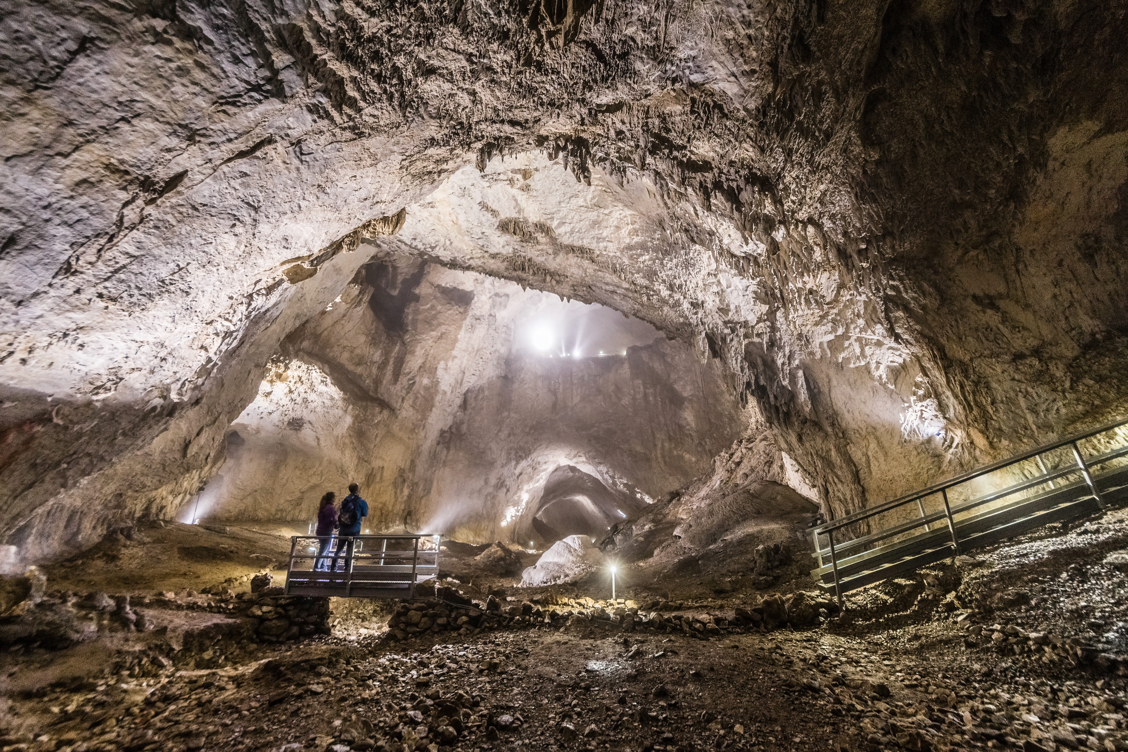 Meziad Cave, Romania // Nikon D500 + Sigma 8-16 mm // 8 mm, f/5.6, 2s, ISO1100