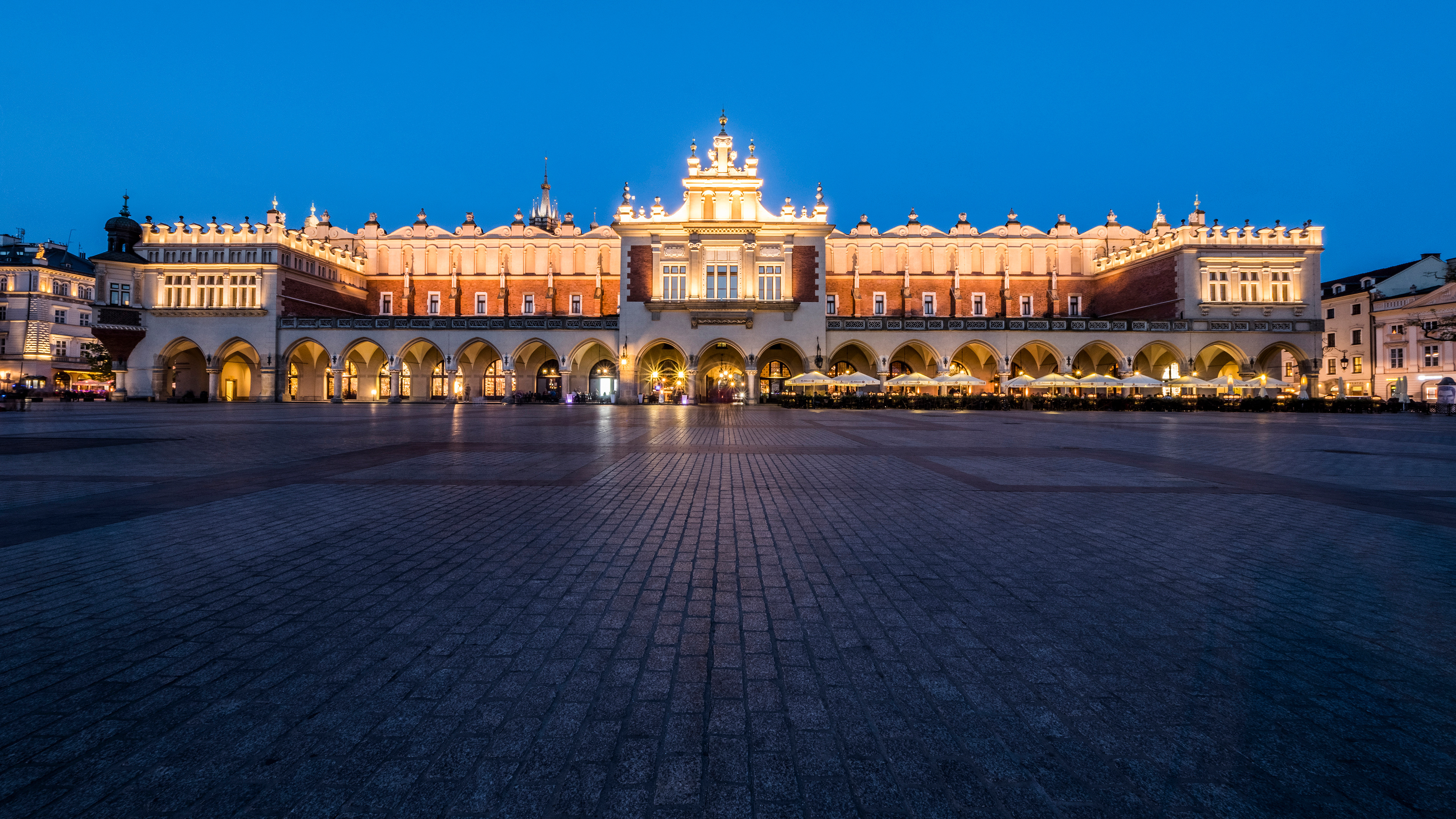 Krakow, Poland // Nikon D500 + Sigma 8-16 mm // 8 mm, f/16, 20s, ISO100