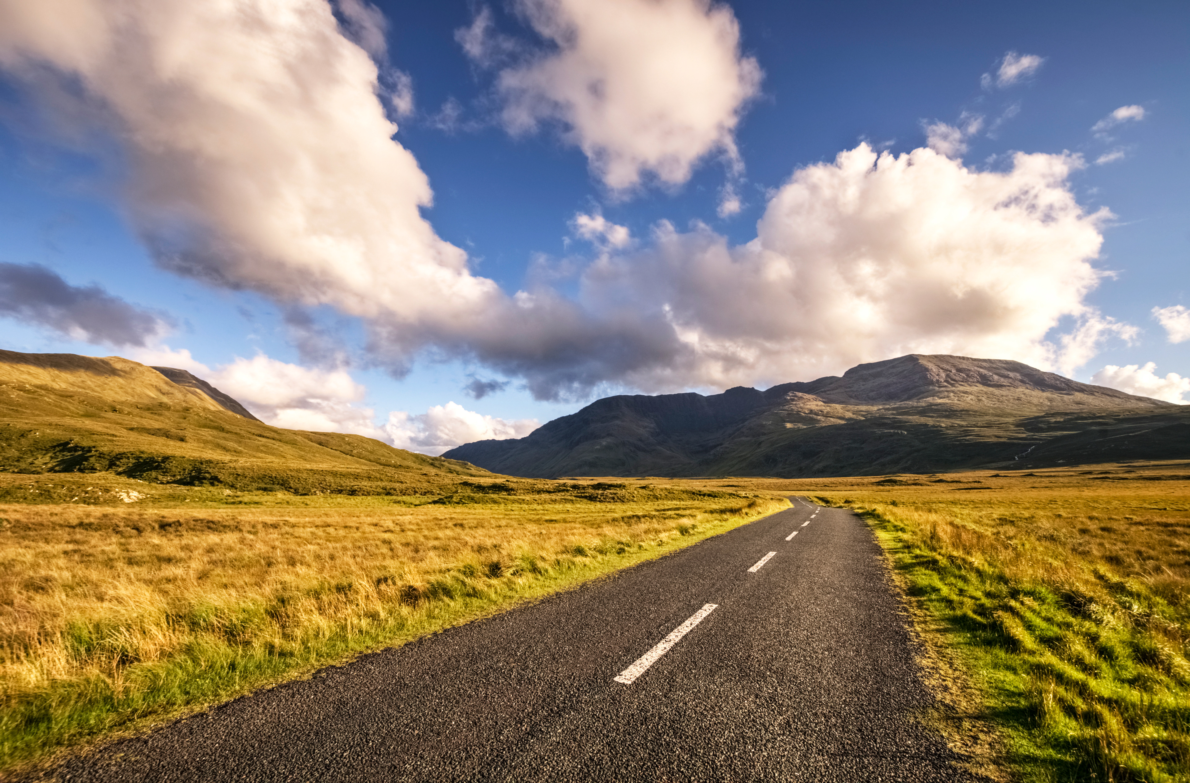 R335 near Cregganbaun, Ireland, August 2016