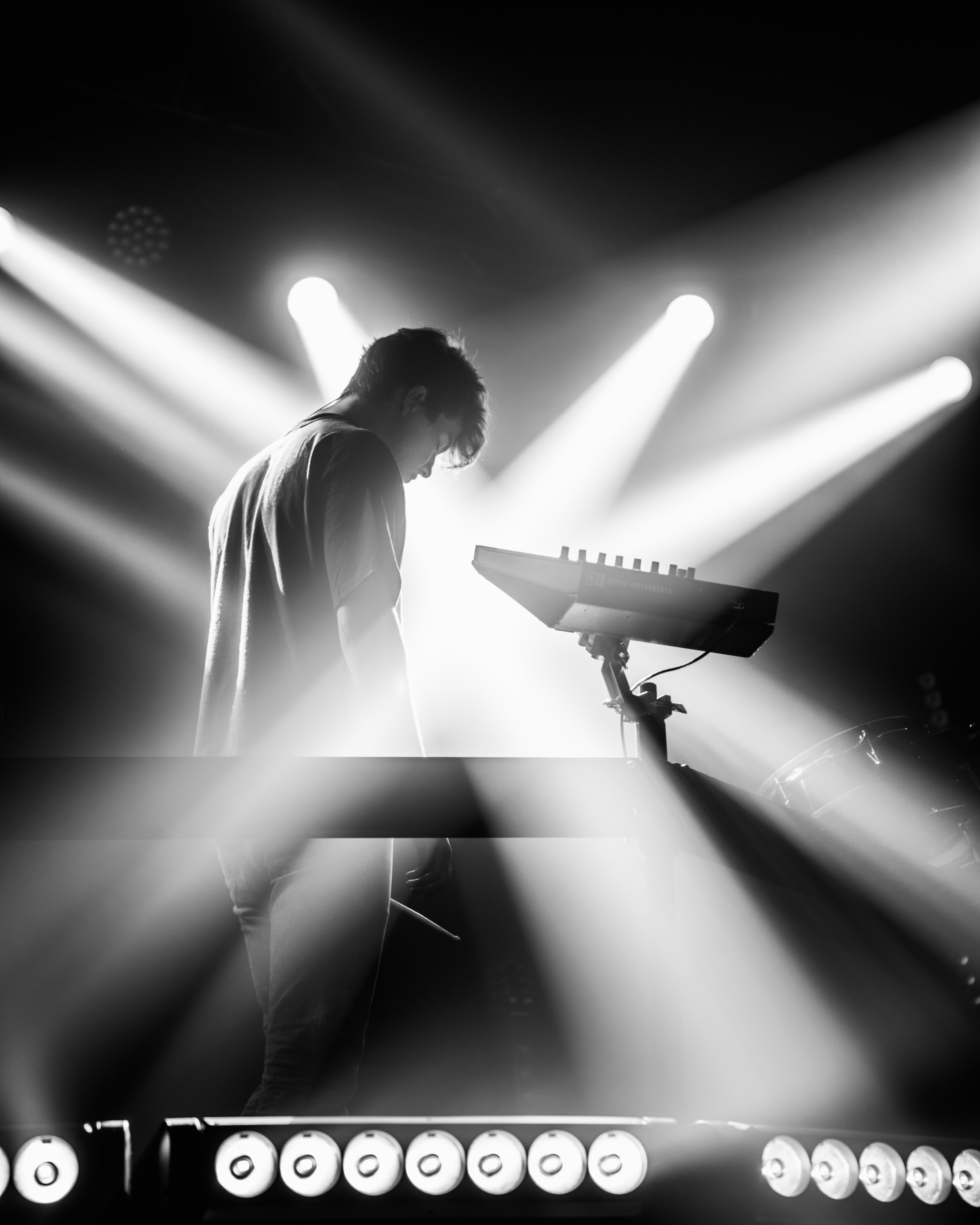 Petit Biscuit | Phoenix