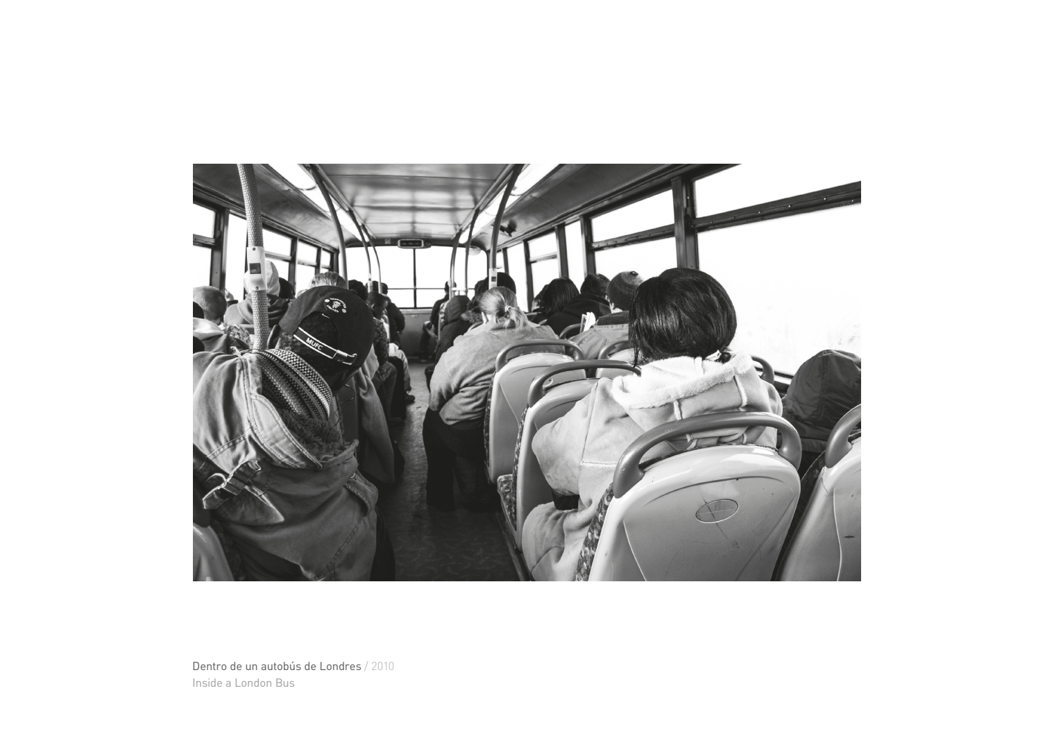 Dentro de un autobús de Londres / Inside a London Bus. 2010 © Pedro Rodrigues