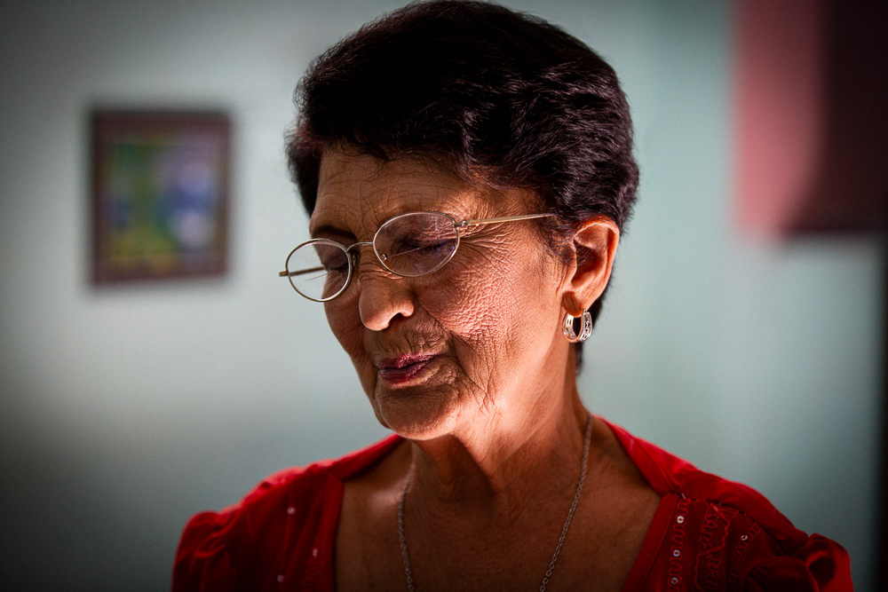 Picture of my son's great-grandmother, la bisabuela Mireya. DEScansa en Paz amiga mireya. SAntiago de Cuba, cuba. 2015 © Pedro Rodrigues
