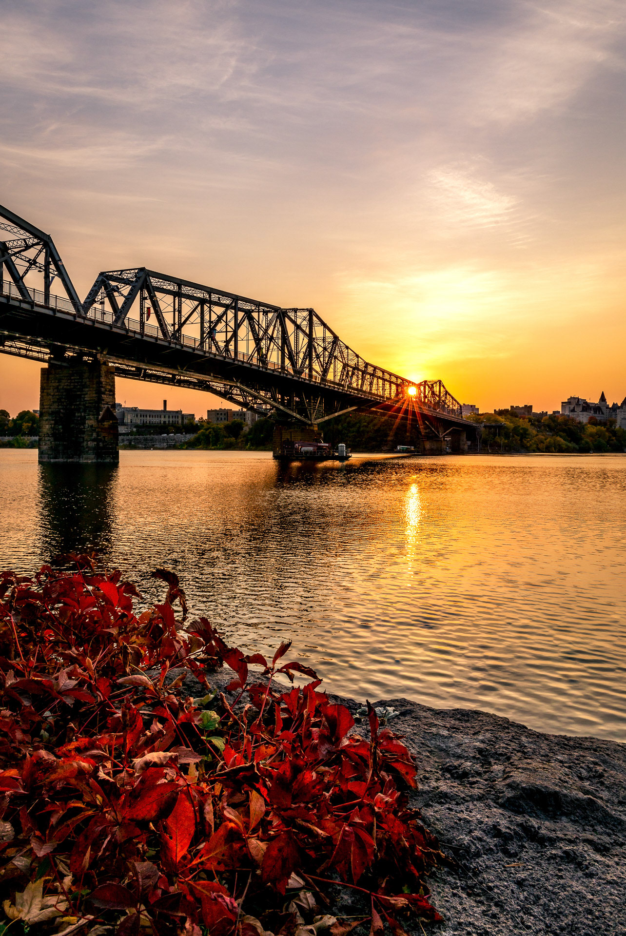 P11 - Sunrise at Alexandra Bridge