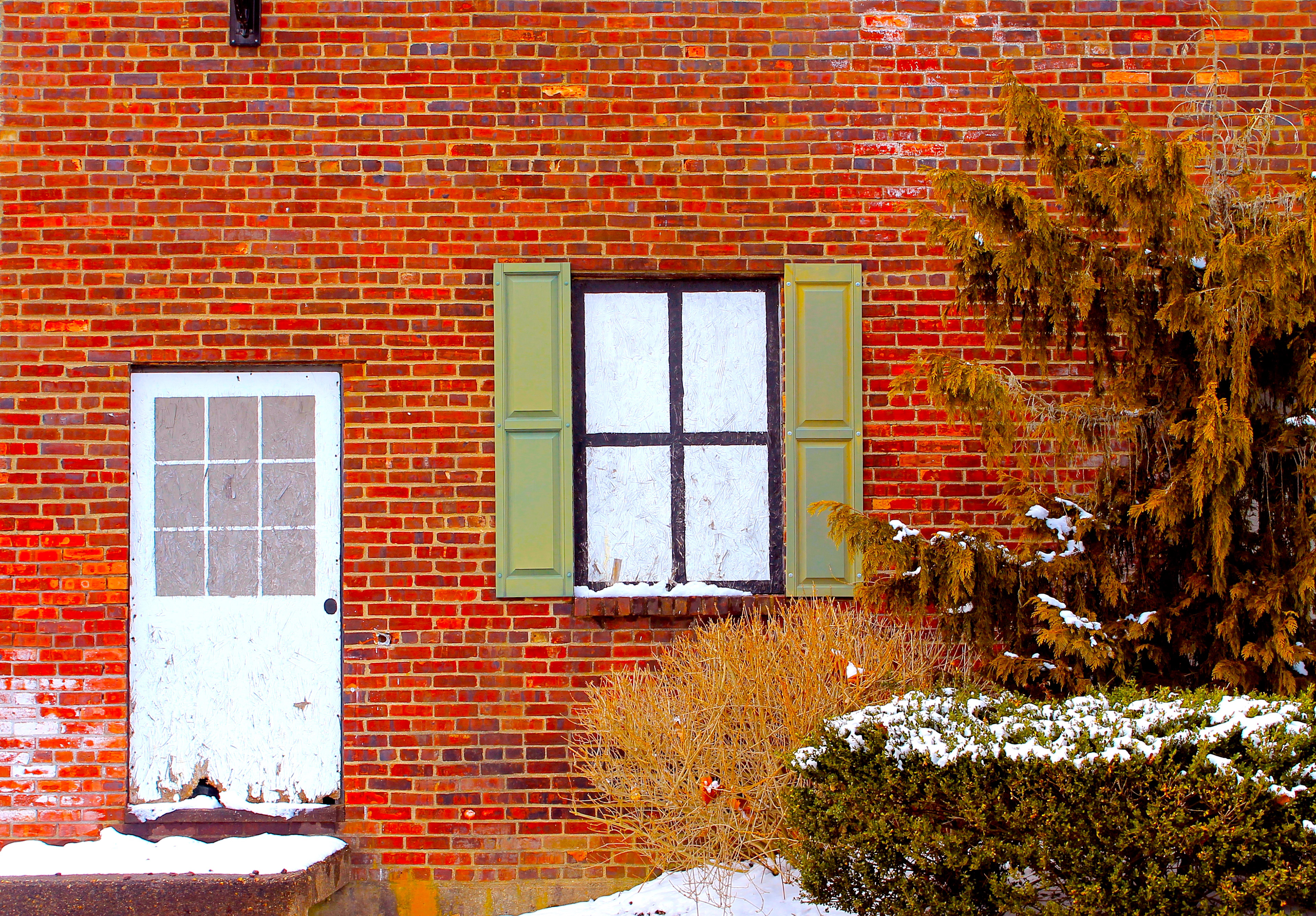 Red and White Enchantment