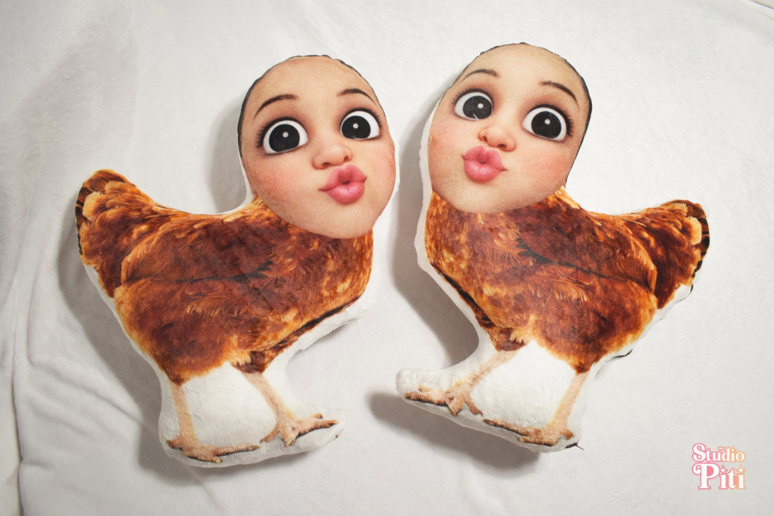 Las caritas fueron reemplazadas con IA para respetar la privacidad del cliente 🐔✨