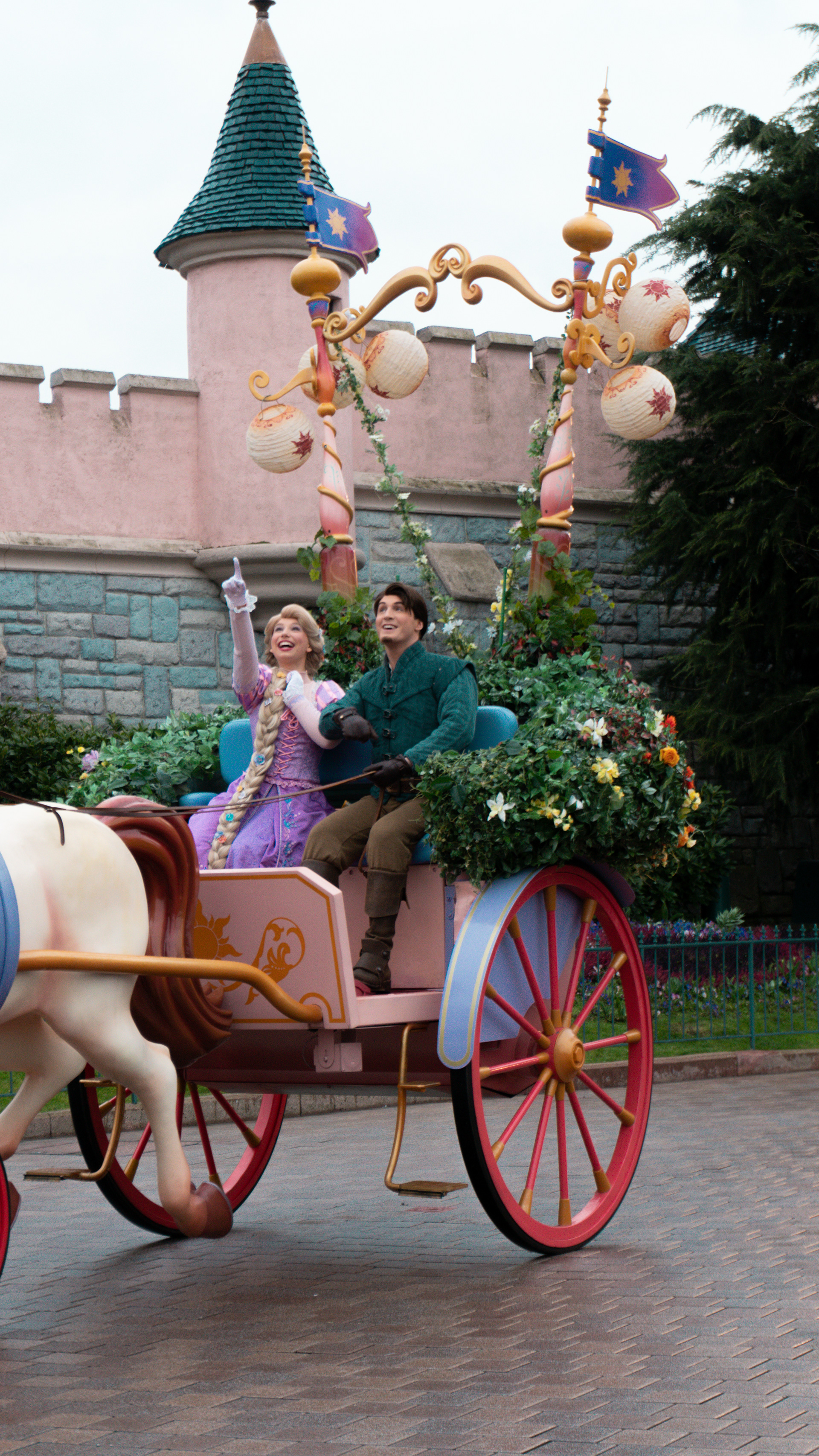 Stars on Parade at Disneyland Paris in 2020. Photos taken just for fun!