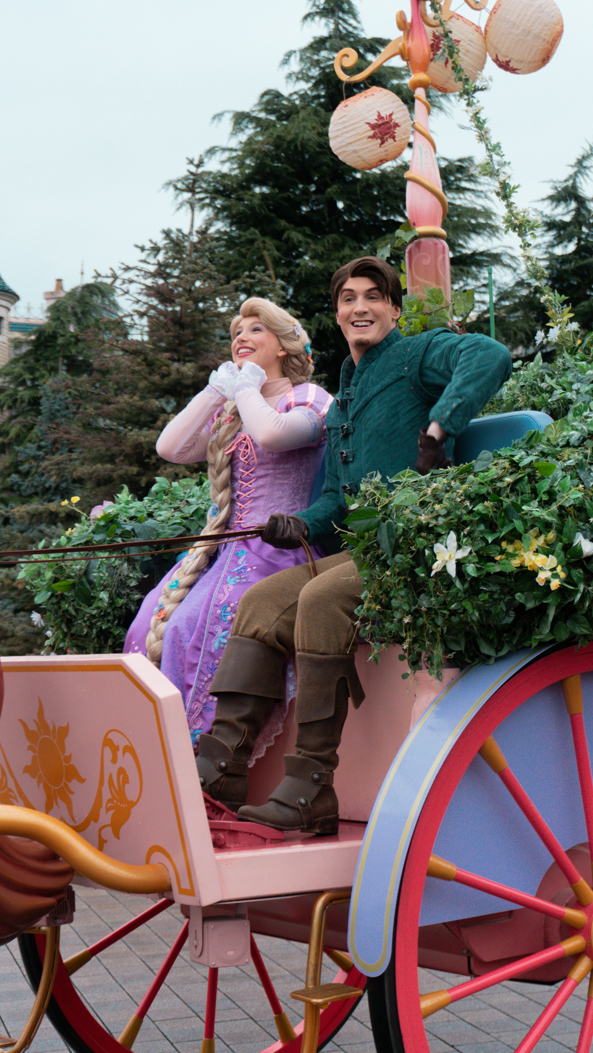 Stars on Parade at Disneyland Paris in 2020. Photos taken just for fun!