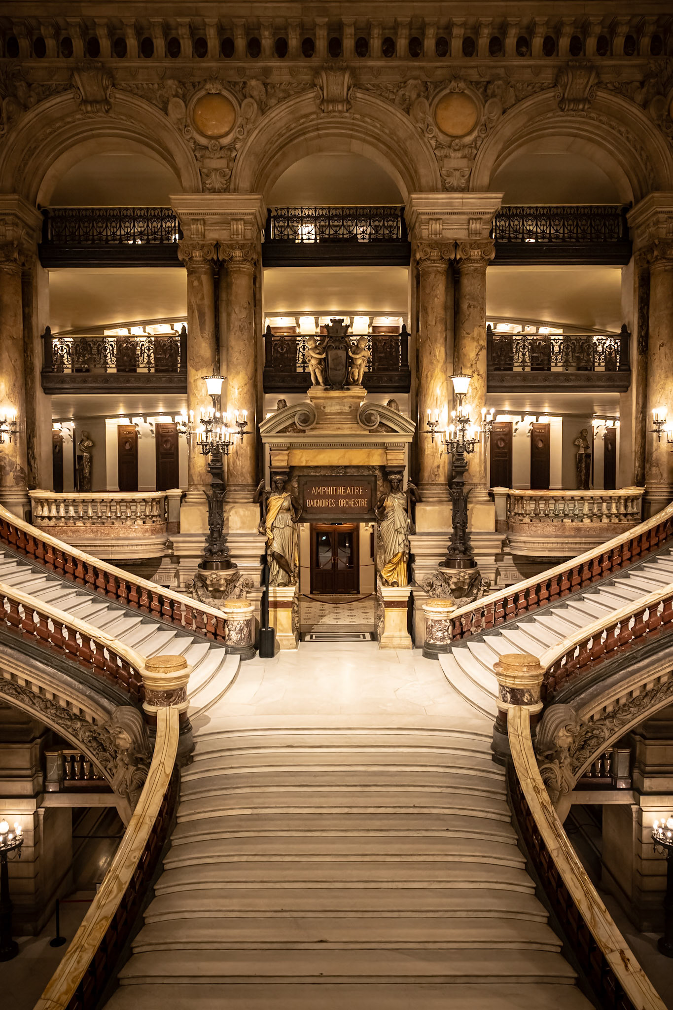 We Are Ona - Opera de Paris