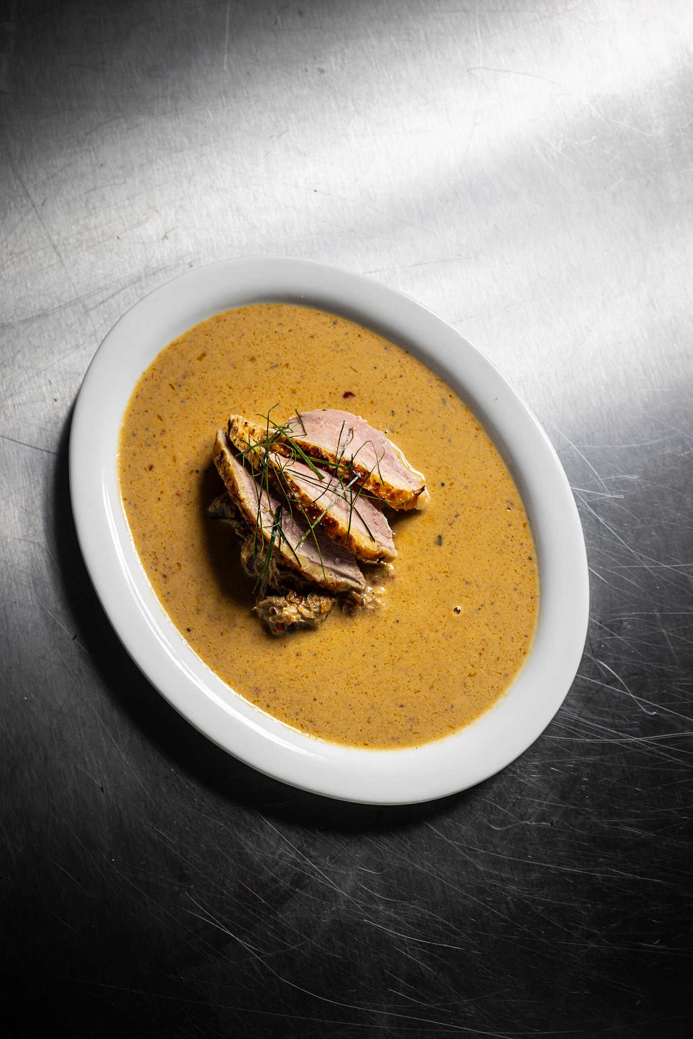 We Are Ona / Crosby Studio - Ahhhh Paris Internationale