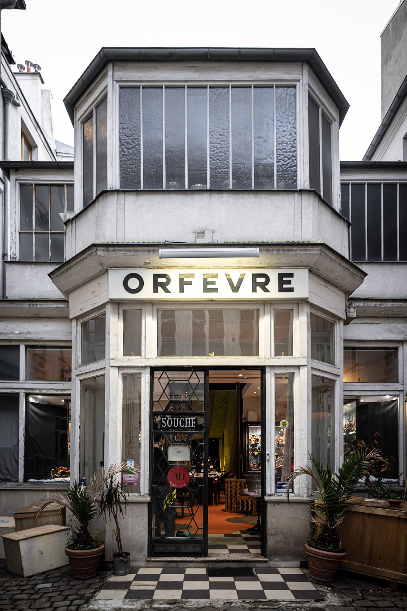 We Are Ona x Uchronia - Paris