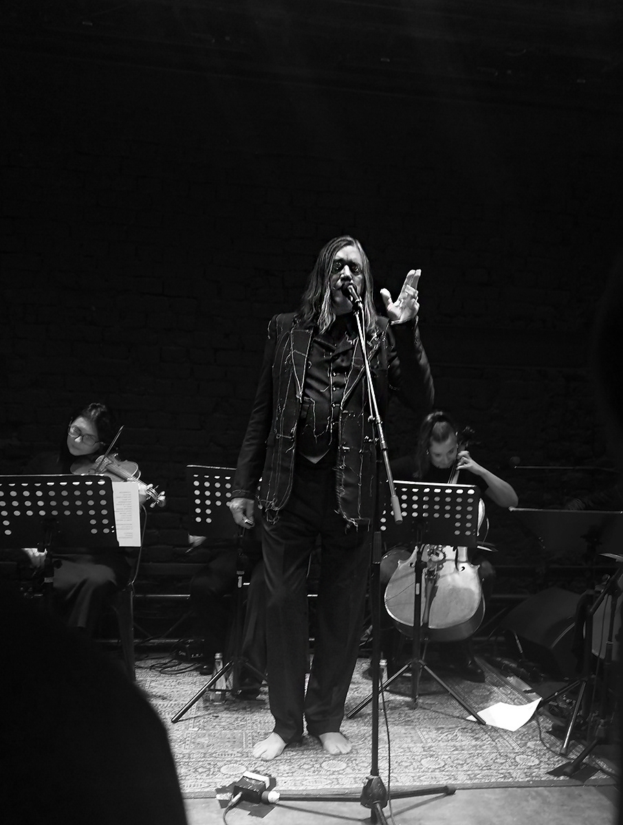 Blixa Bargeld