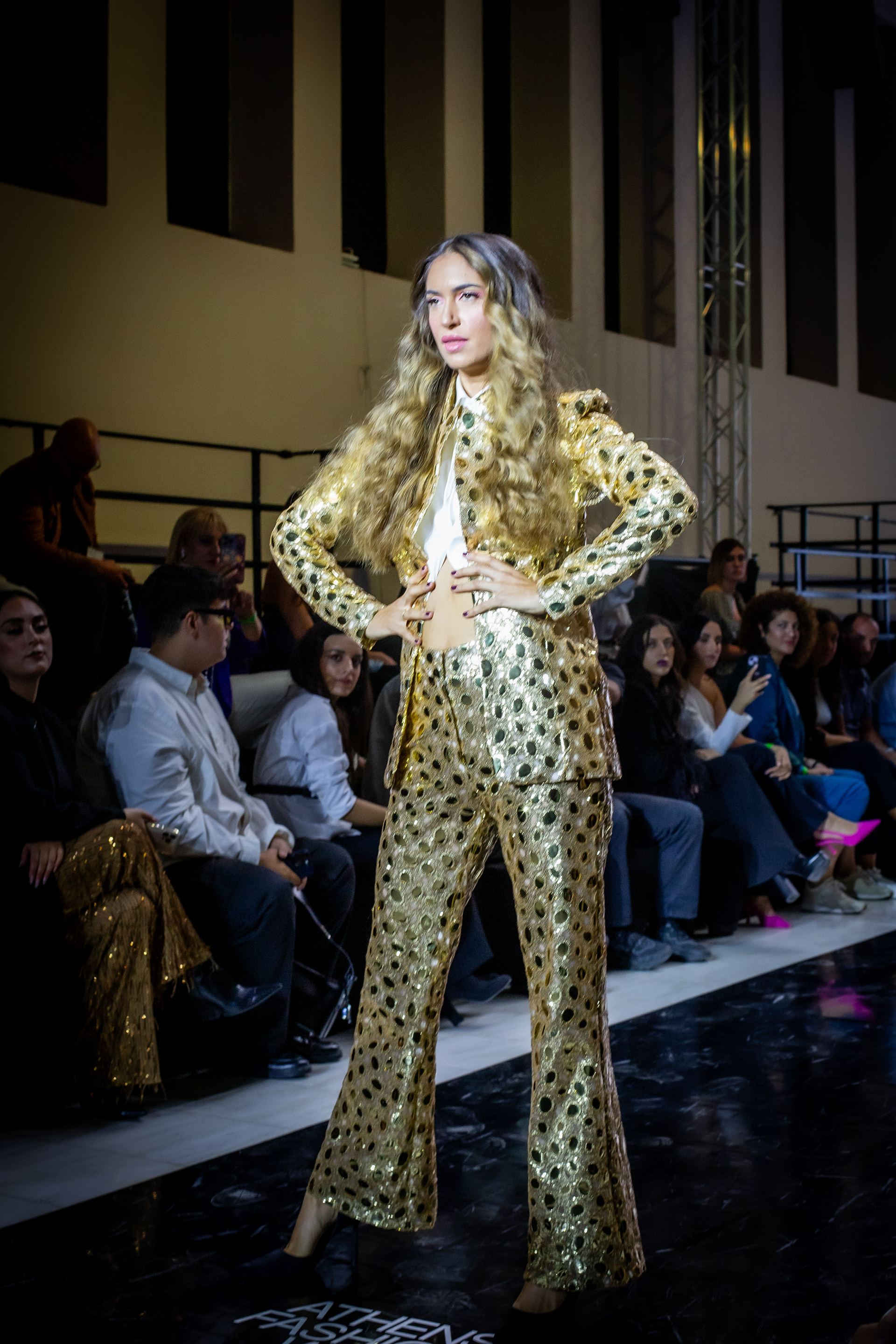 Catwalk - Golden