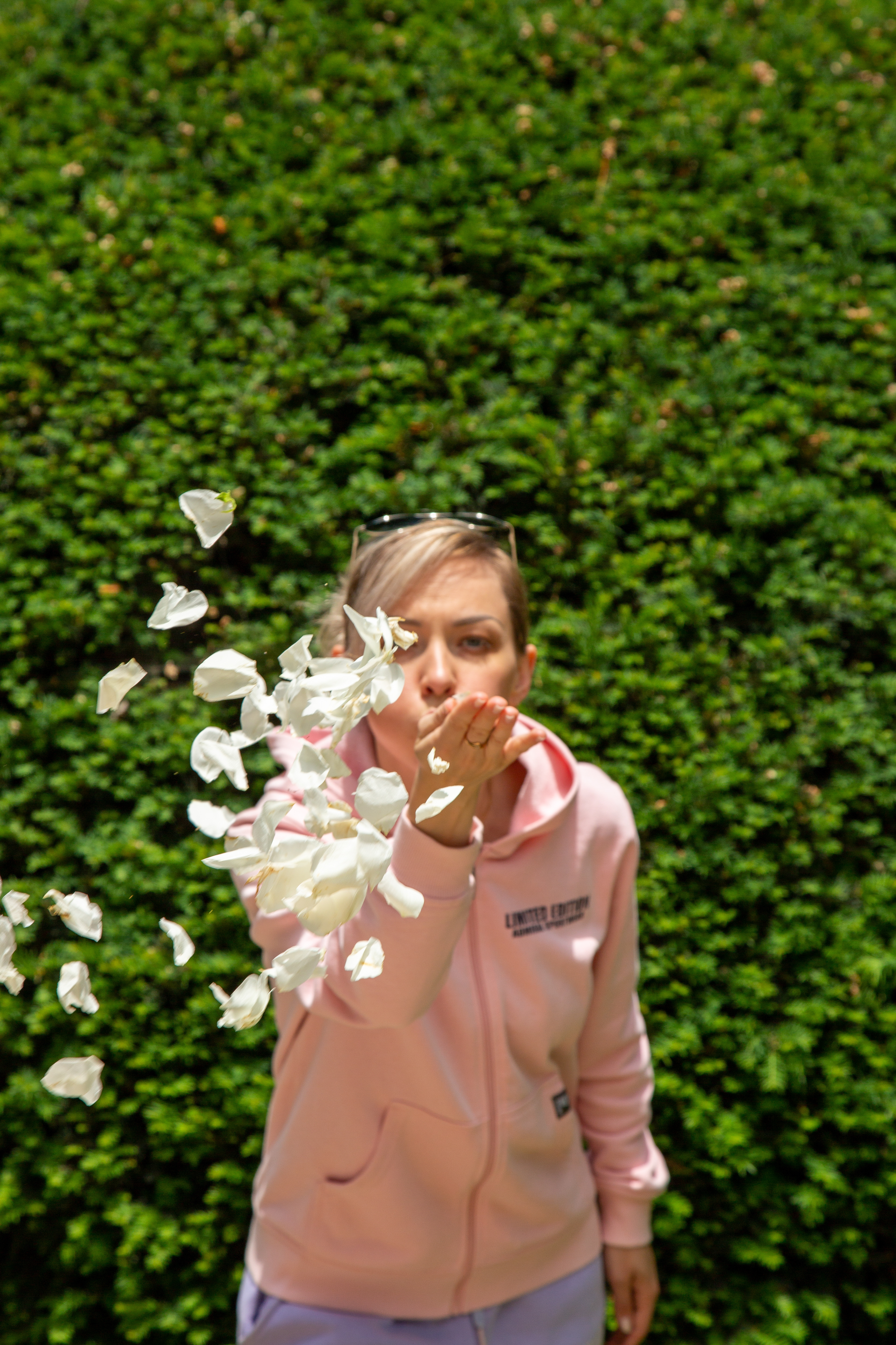 Floral kiss