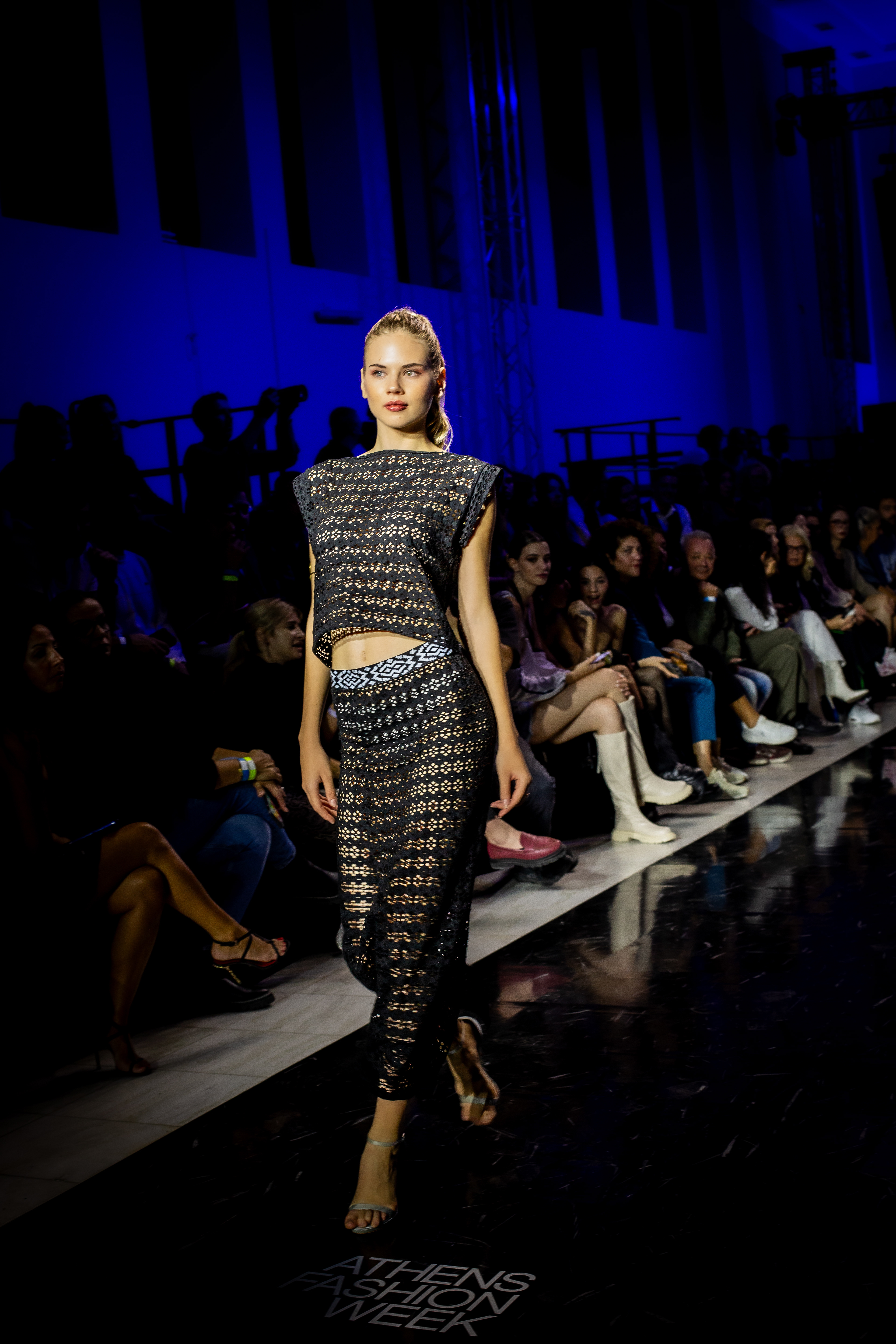 Catwalk - Black