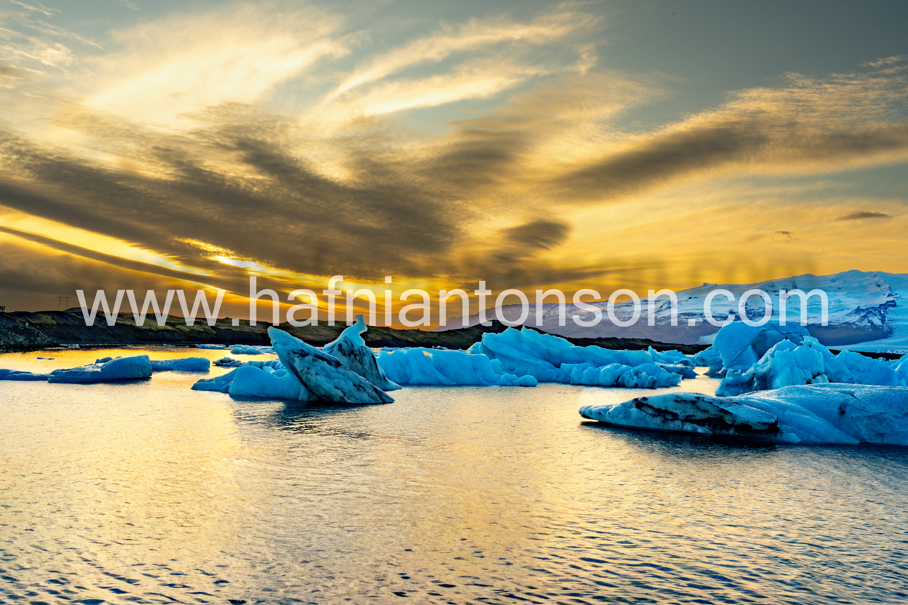 Jökulsárlón golden hour