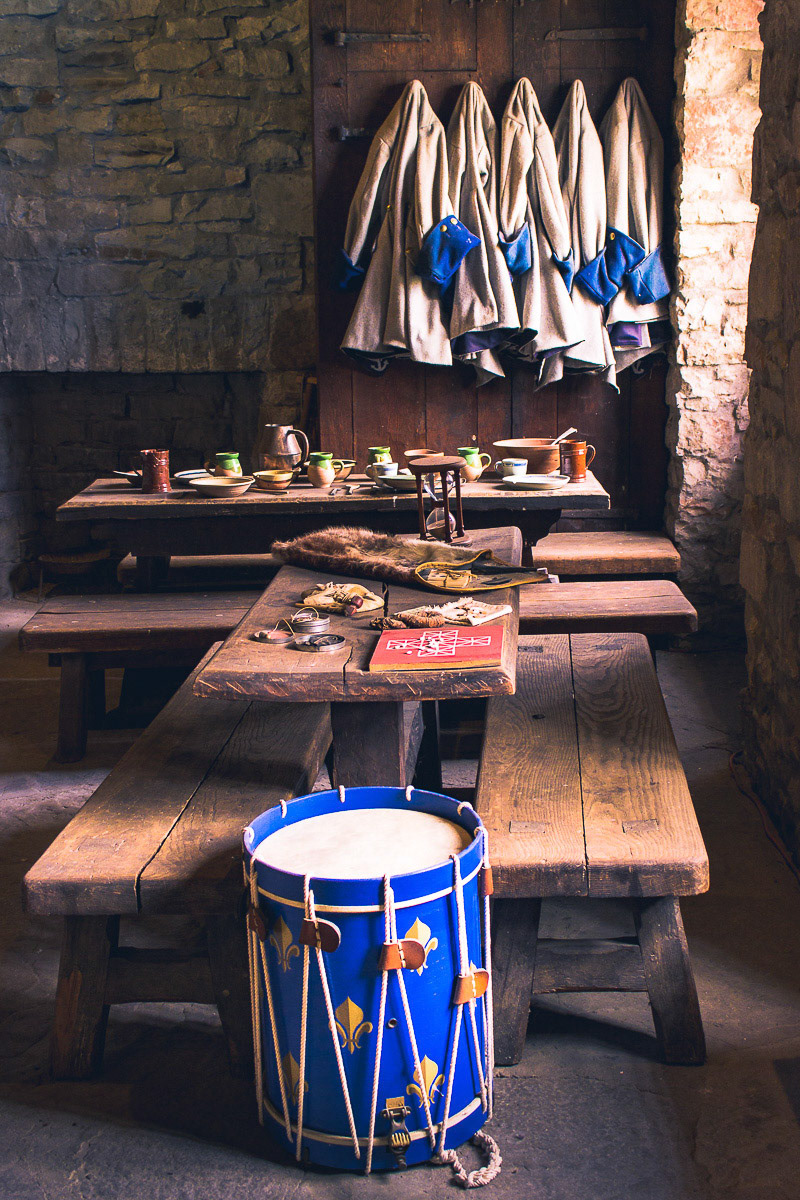 Drum and Coats Francaise