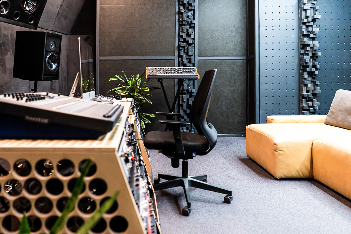sound-through desk for recording studio
