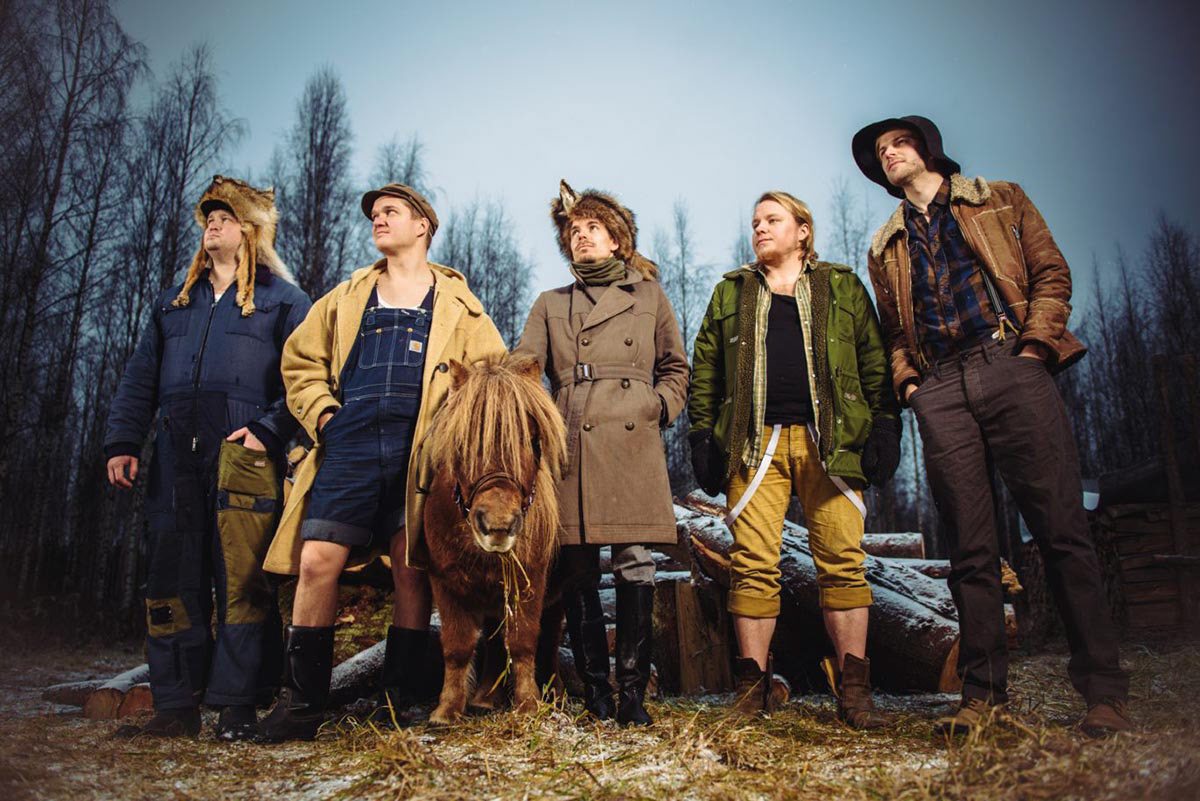 INFOE Studio - Steve' N' Seagulls