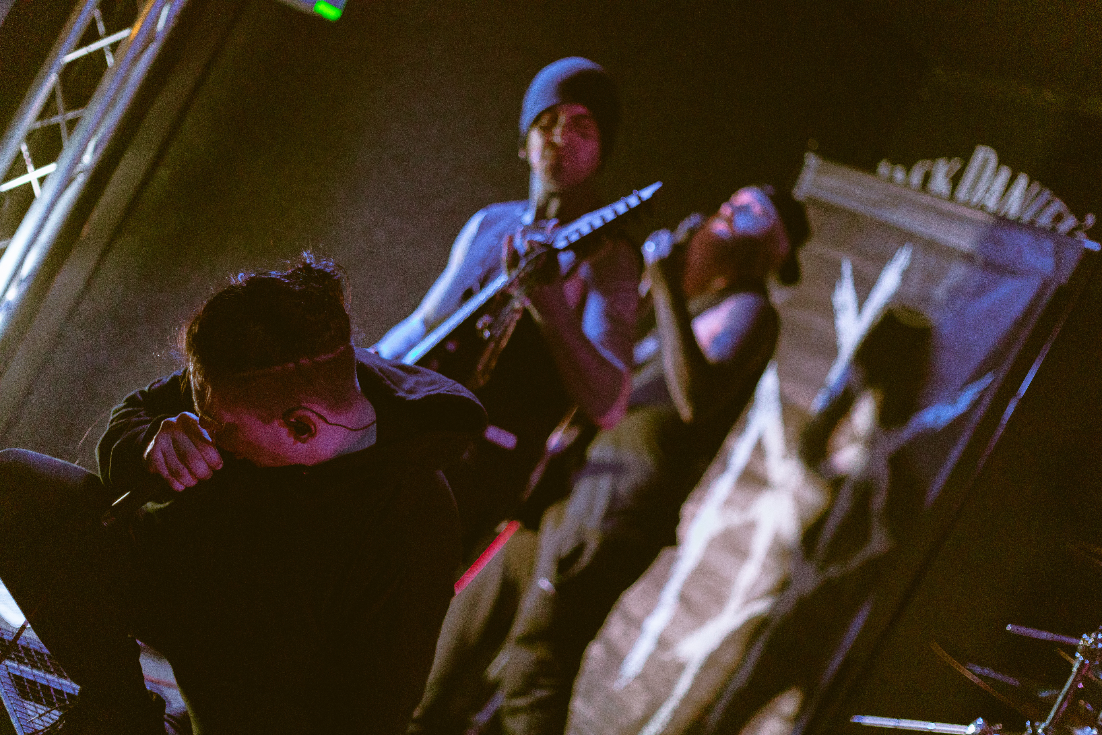 Existentialist - B2/ The Brickmakers - 14/03/2025.