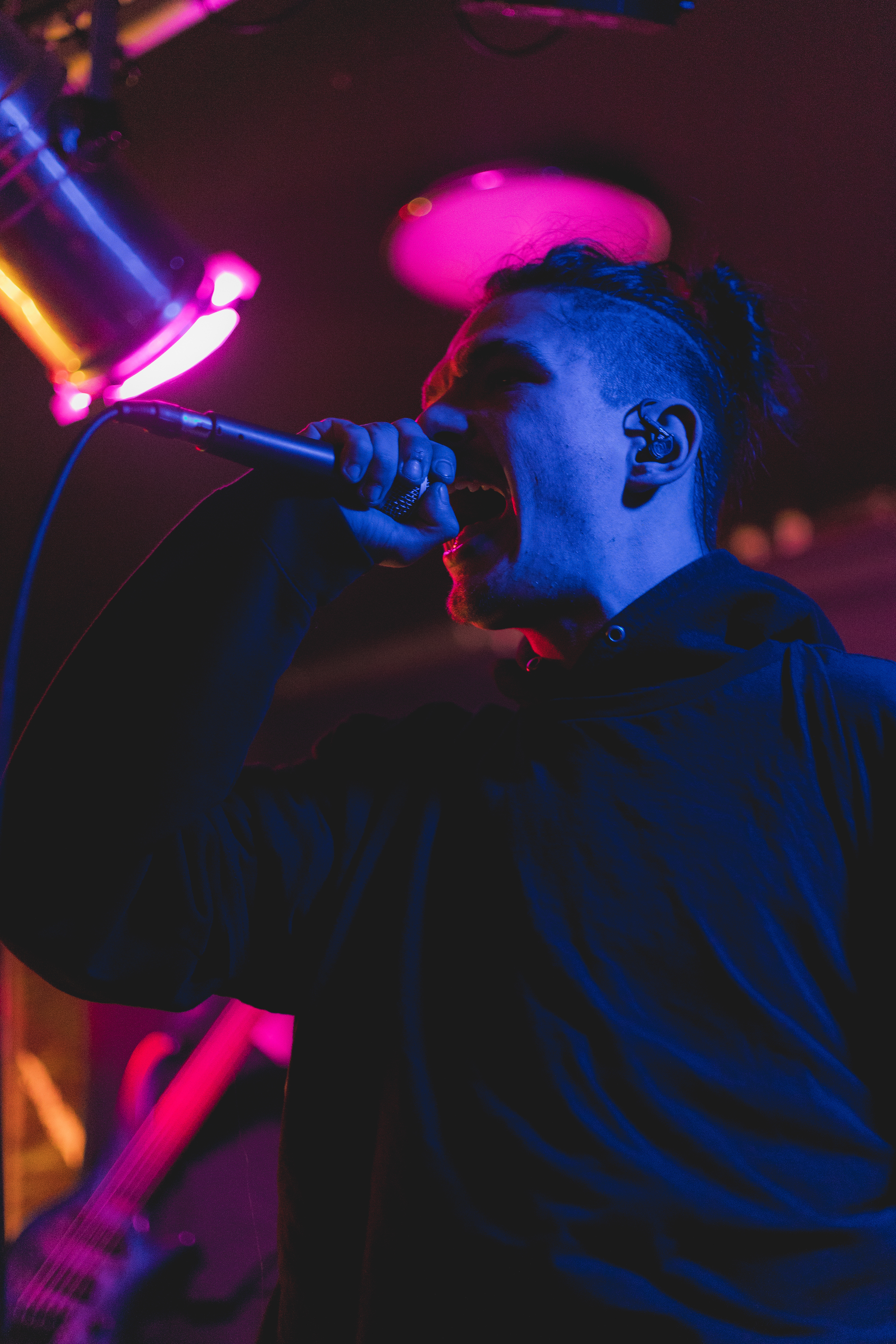 Existentialist - B2/ The Brickmakers - 14/03/2025.