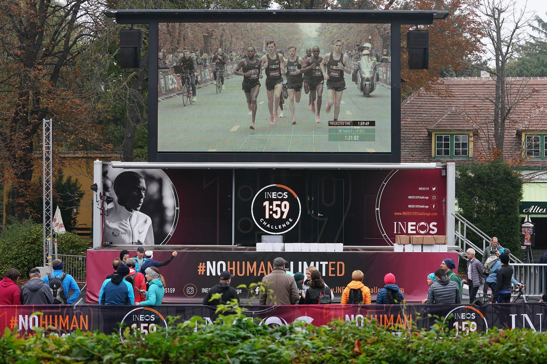 Free for editorial use and archive.
Spectators watch Eliud Kipchoge running with his pacemakers on the big screen.
The INEOS 1:59 Challenge, Vienna, Austria. 12 October 2019.
Photo: Andrew Baker for The INEOS 1:59 Challenge