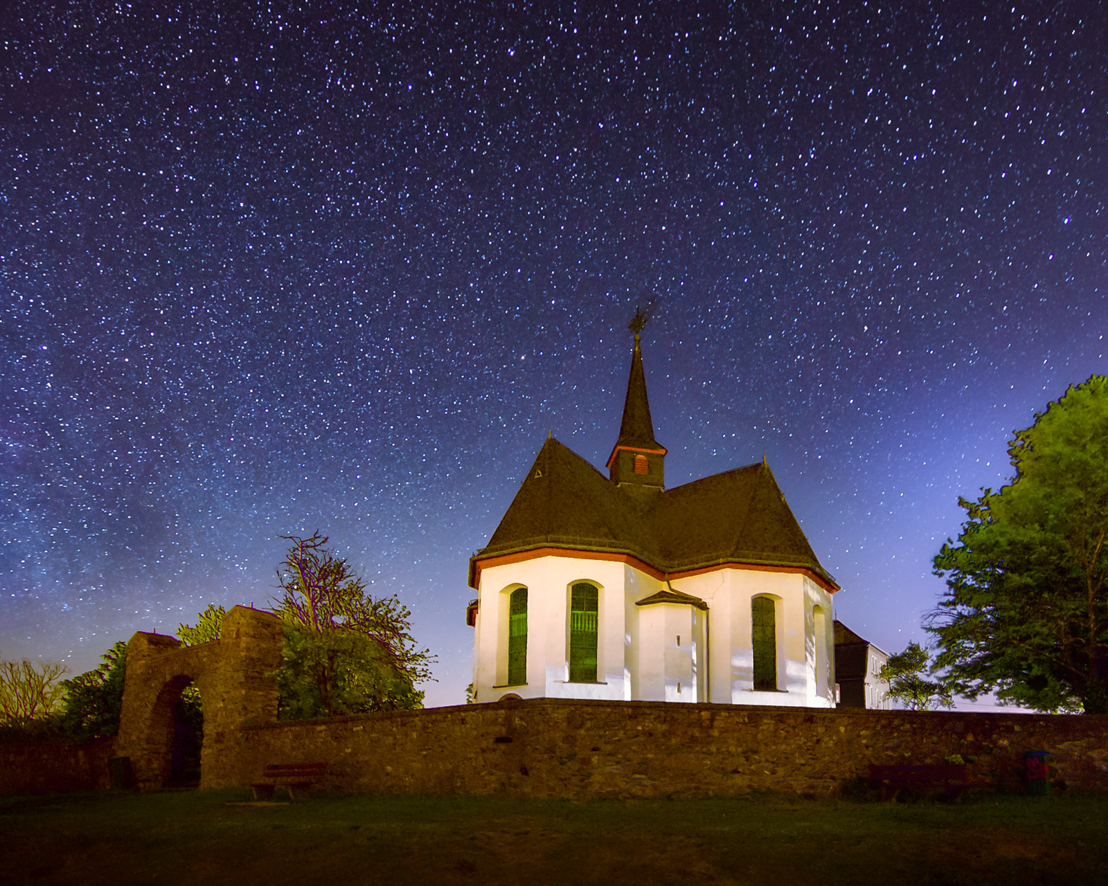Night and stars over the famous 'Kreuzkapelle'