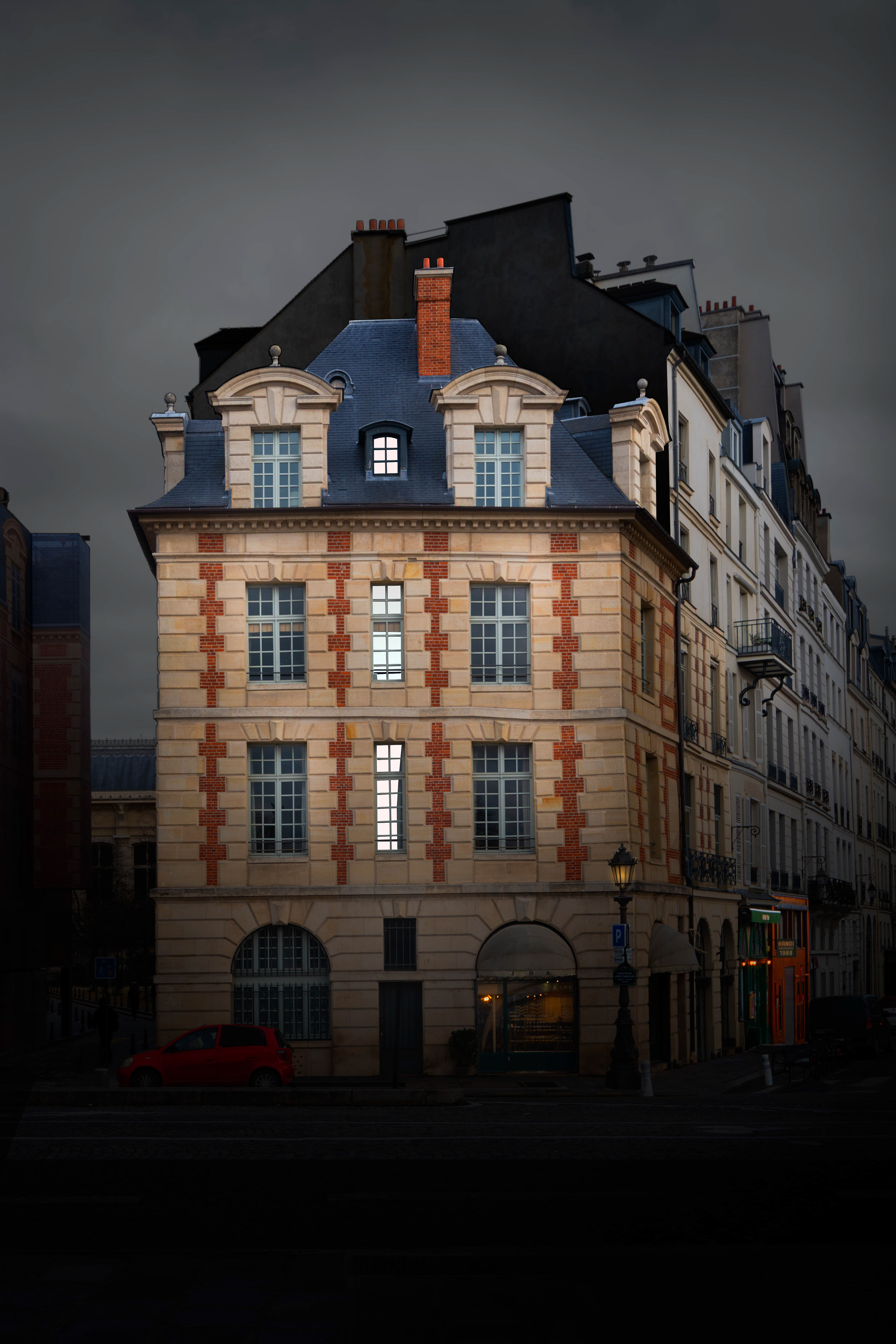 The Pont Neuf Gem
