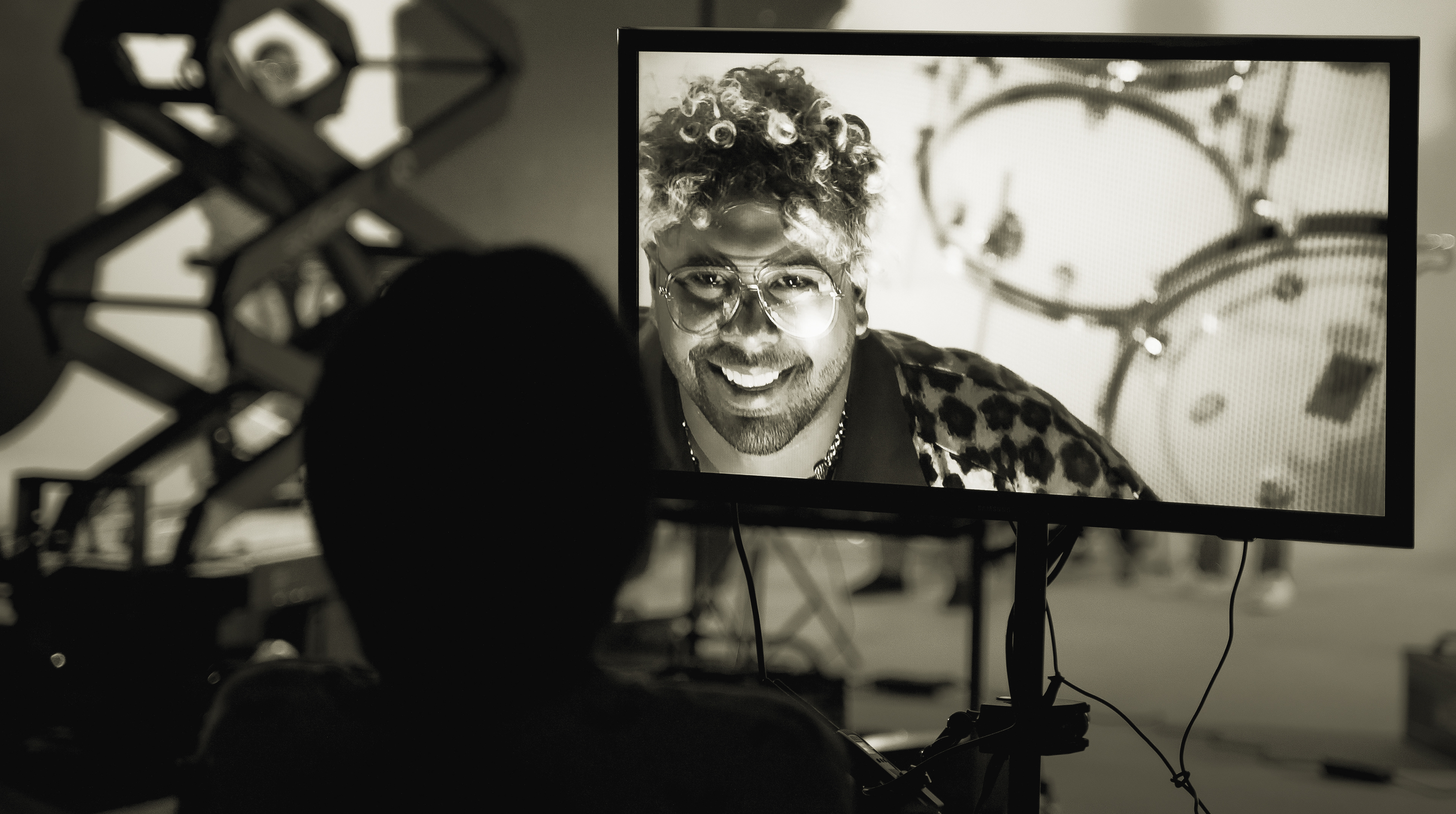 BTS La tribu Royale ft Payo - Closer