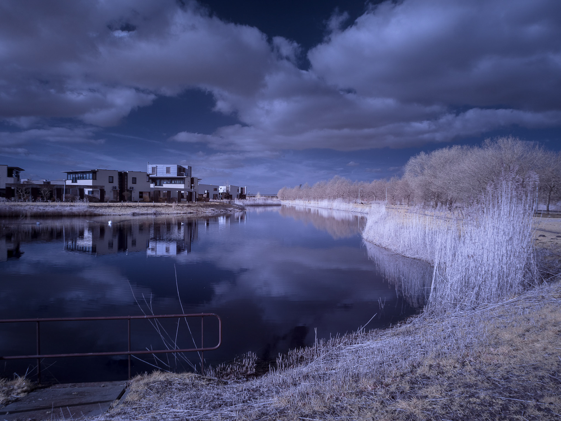 Wandelen richting Dongen langs kanaal