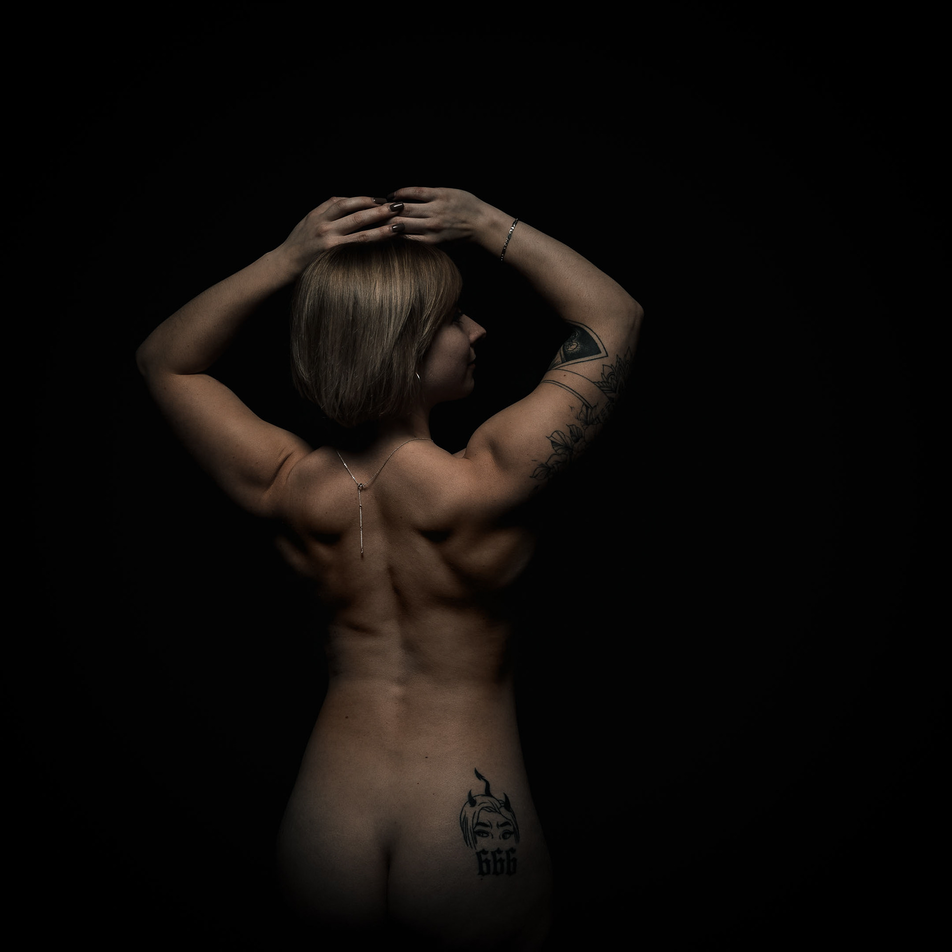 Instagram: @lisaaahr