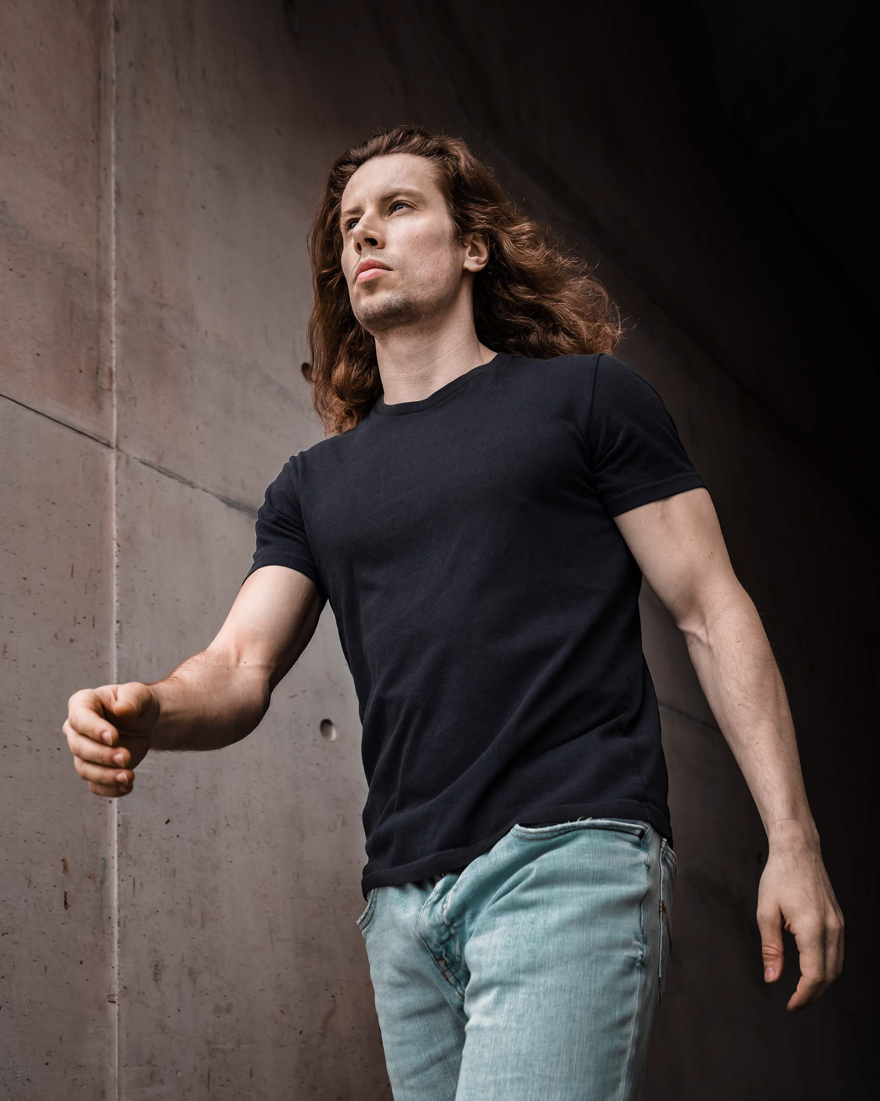 Instagram: @aaroncooper24