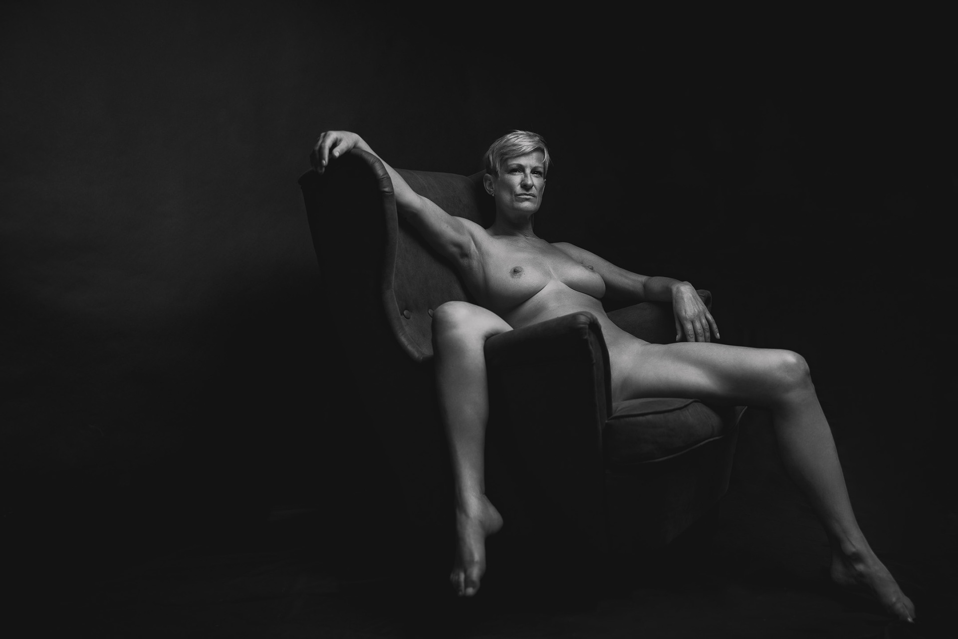 Instagram: @sue_fux_black_white