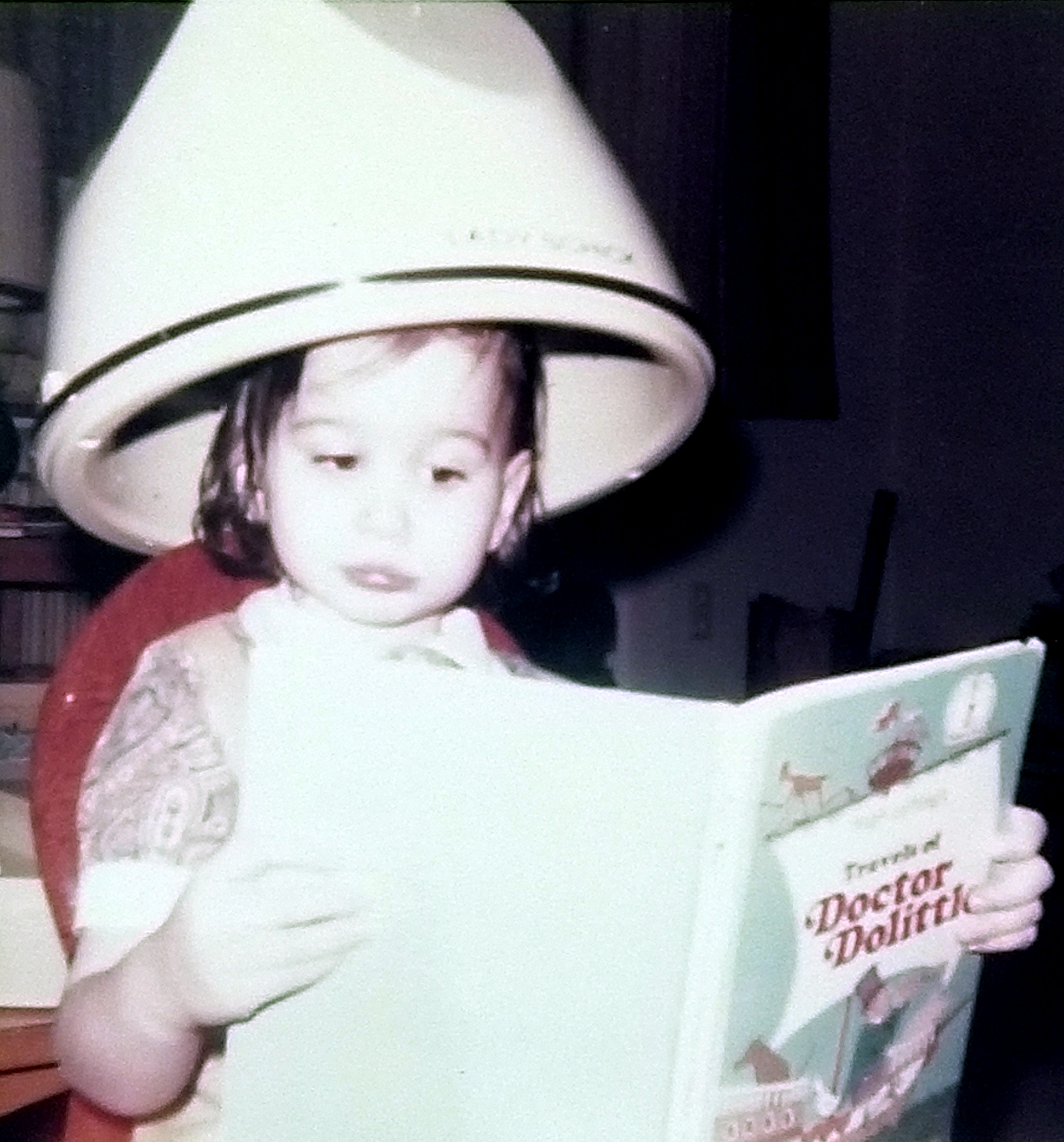 Receiving downloads to my brain bonnet.