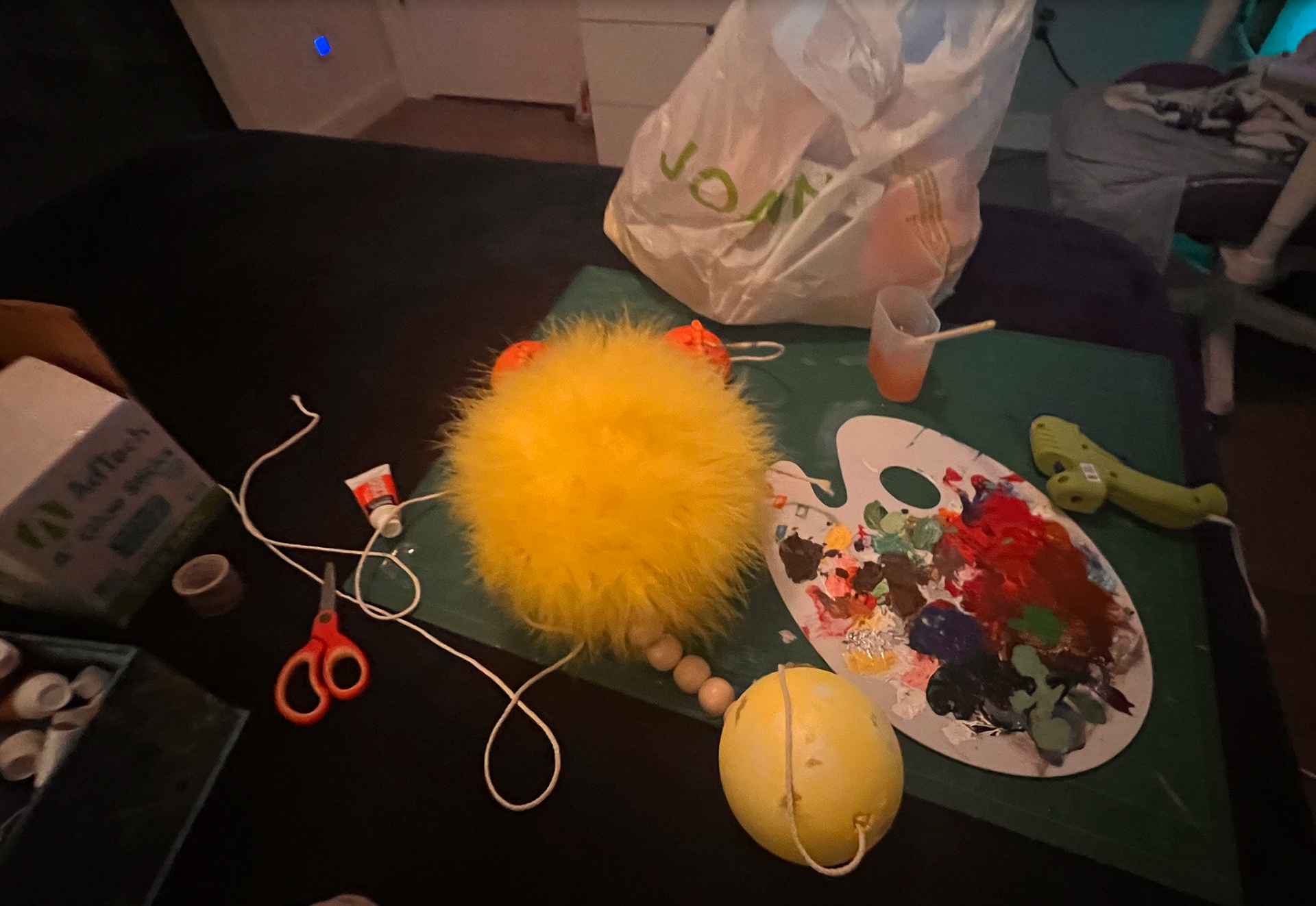 Bird puppet prop
