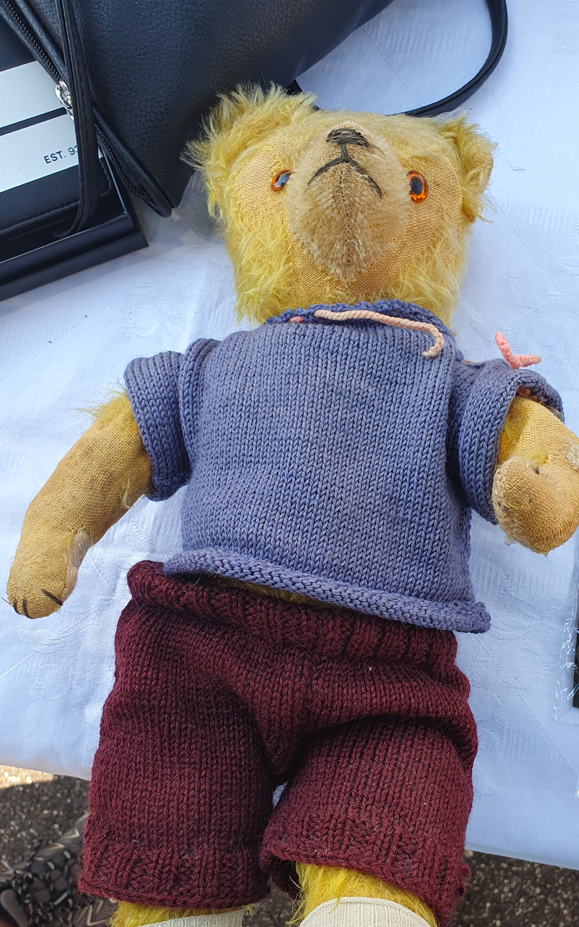 Ein viel geliebter Teddy in der Tegernseestrasse