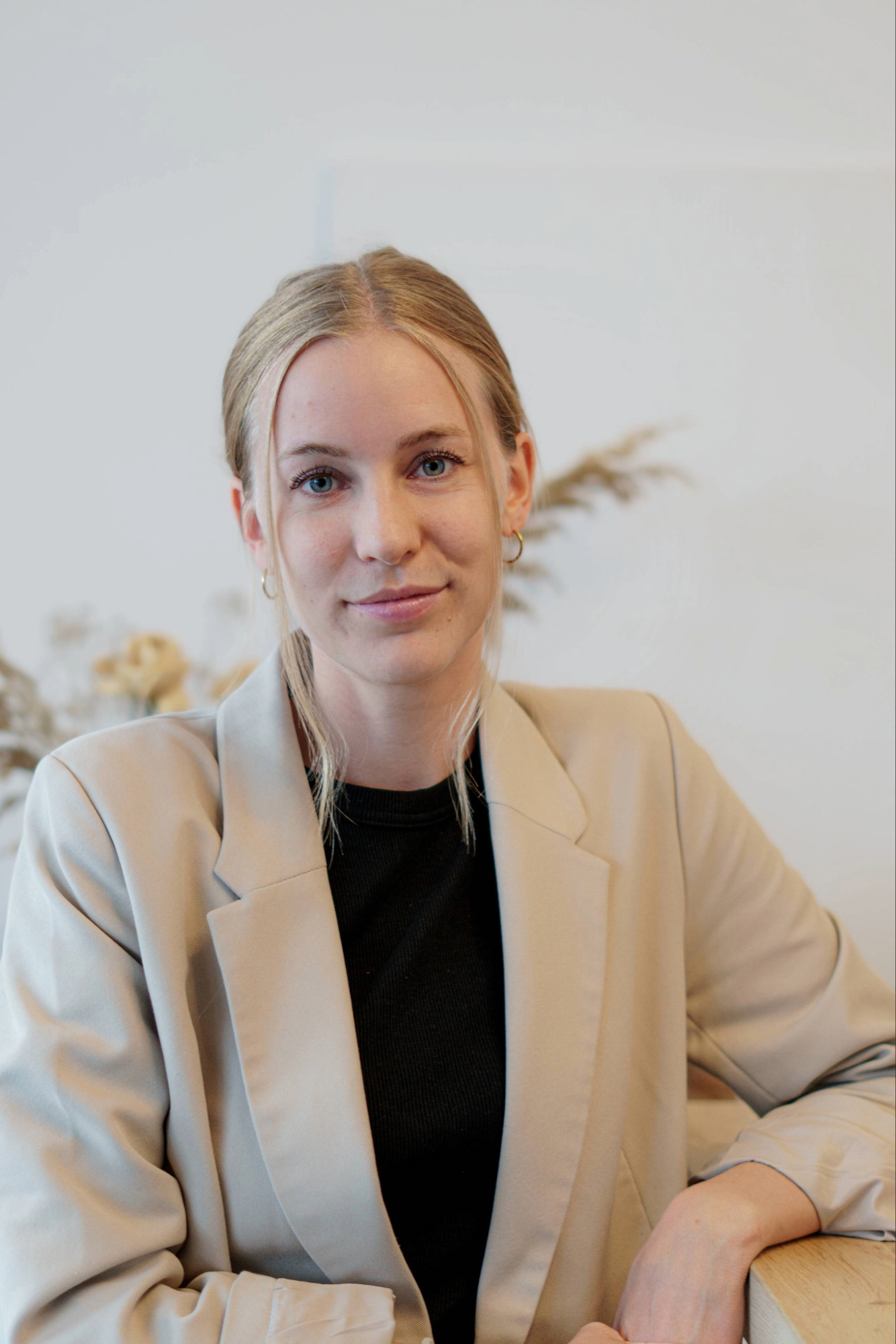 Casual portrait of a freelancer in Vienna for personal branding (Lockeres Portrait eines Selbstständigen in Wien für Personal Branding)