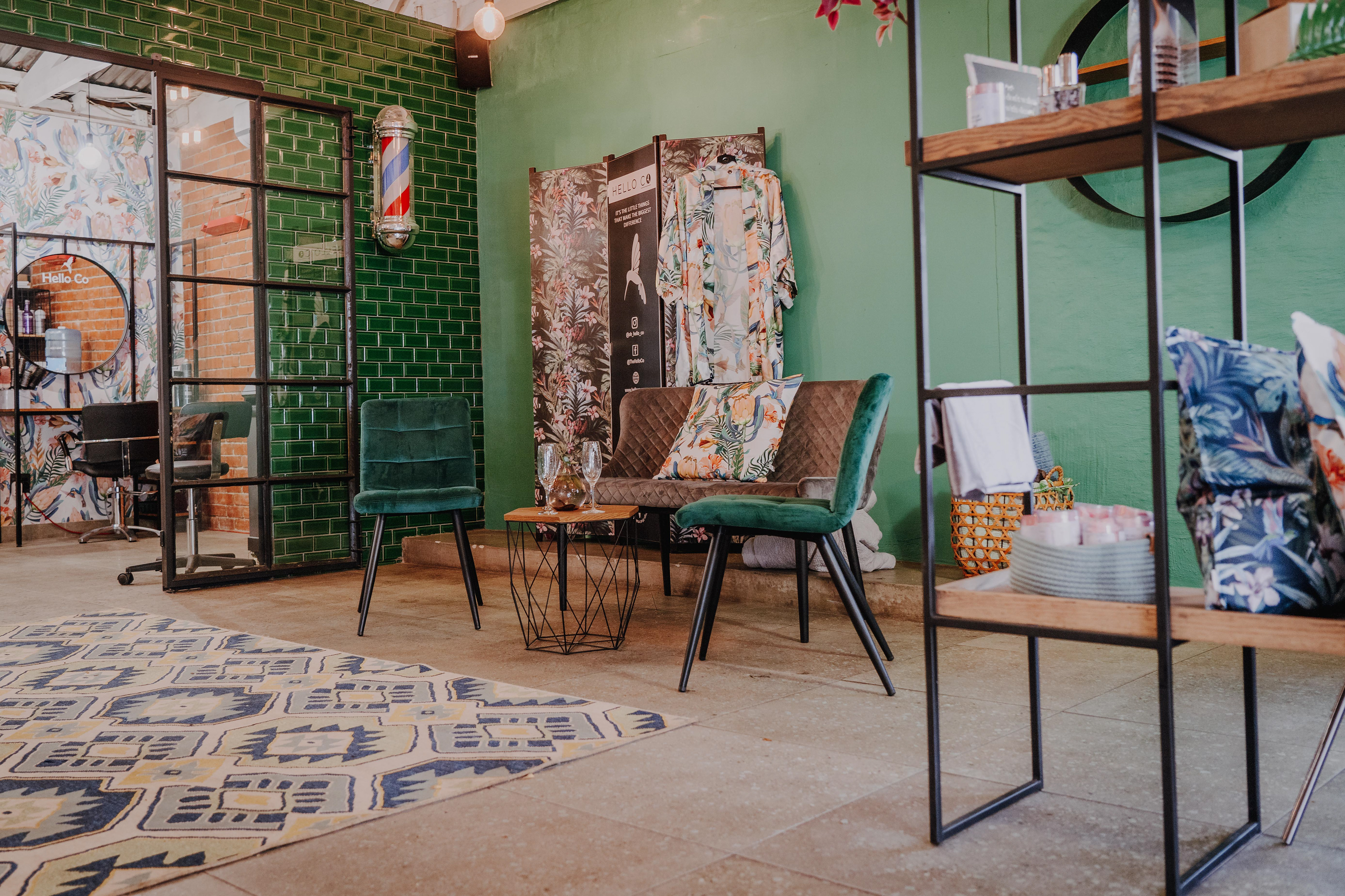 Wallpaper & Product Display