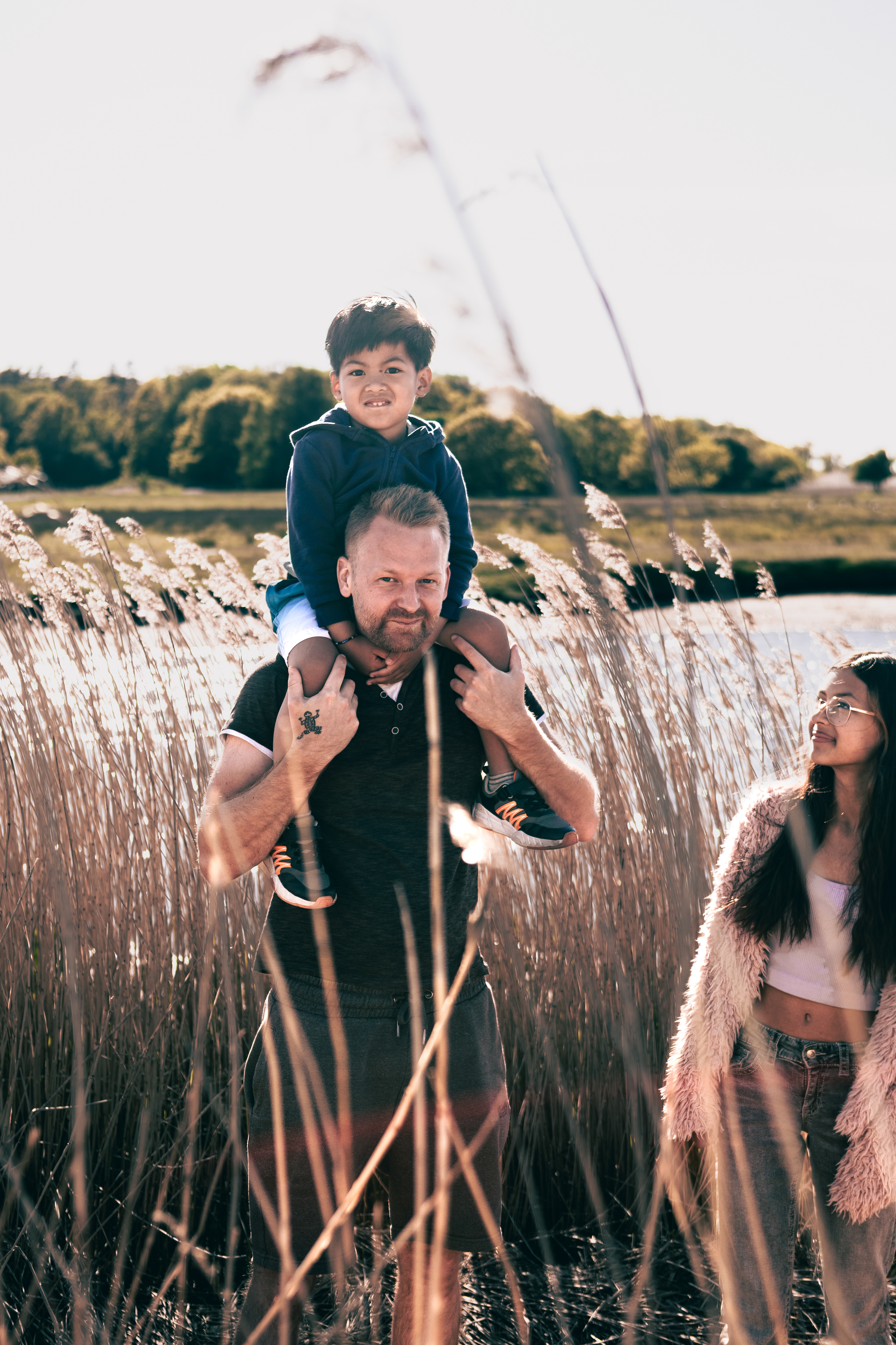 Familjefotografering vid havet