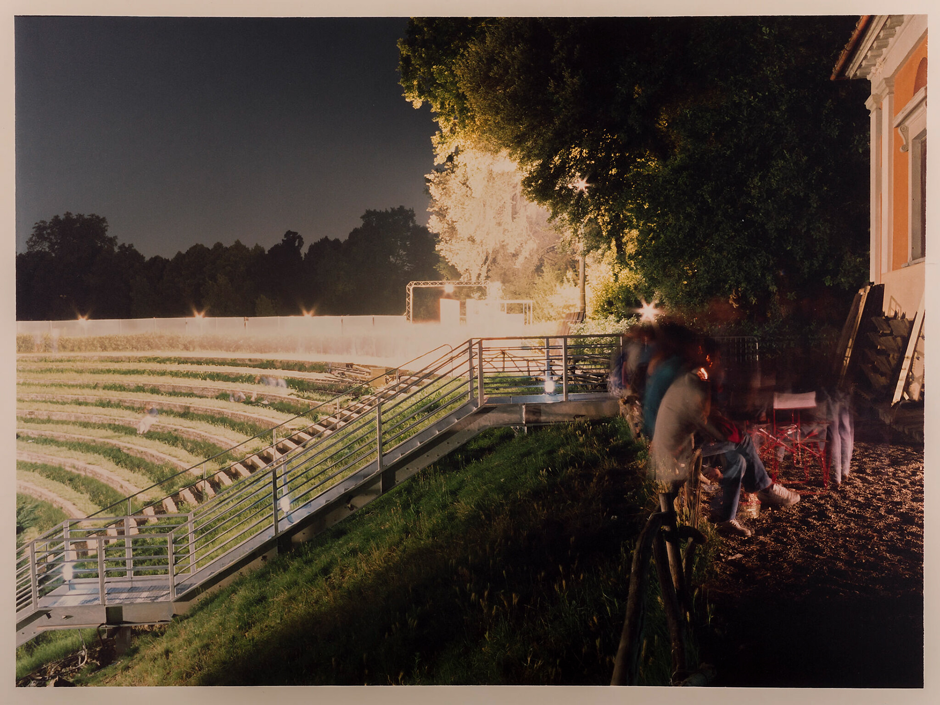 Fotografo artista. Progetto Ritrovi Notturni