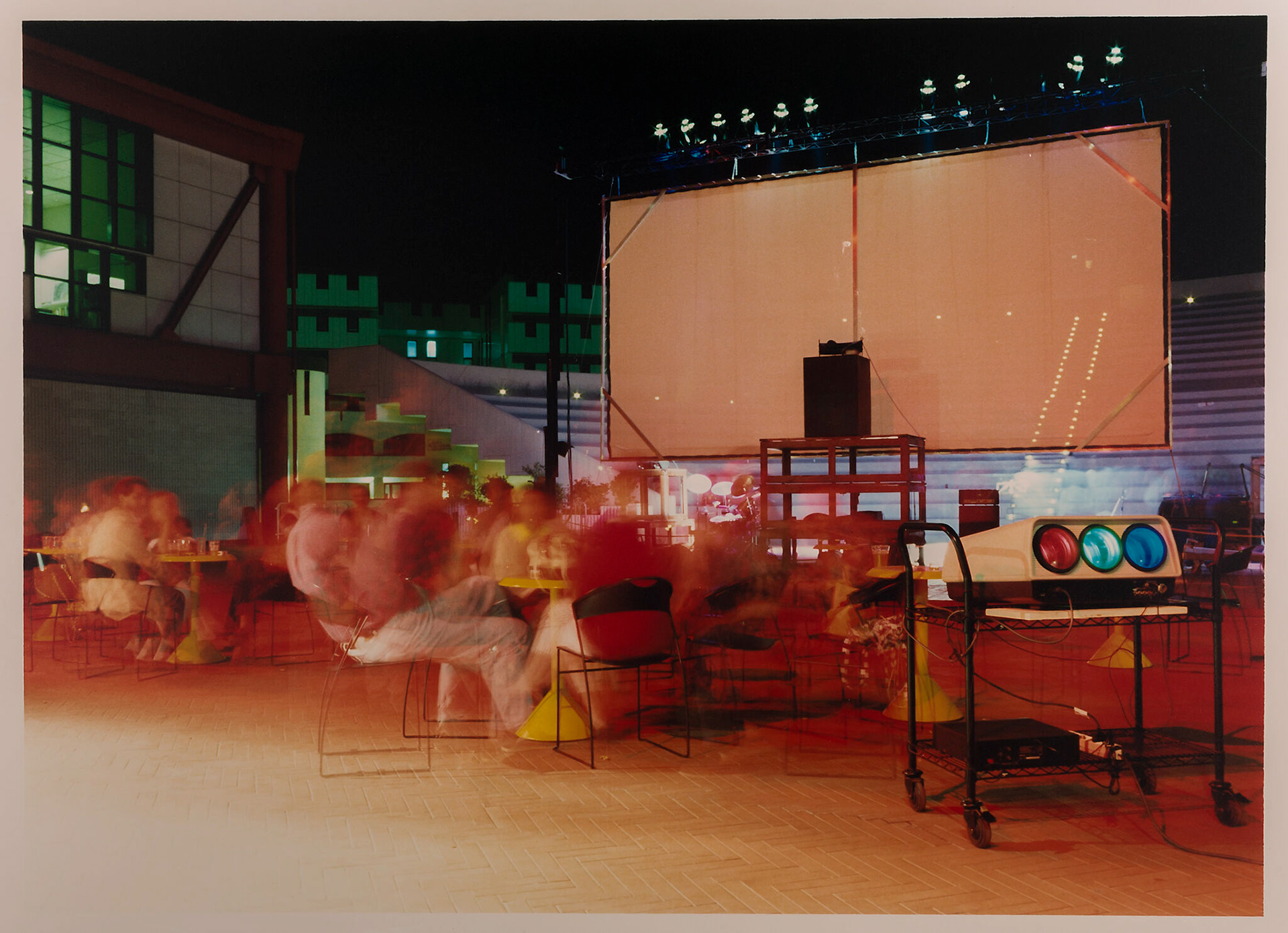 Fotografo artista. Progetto Ritrovi Notturni