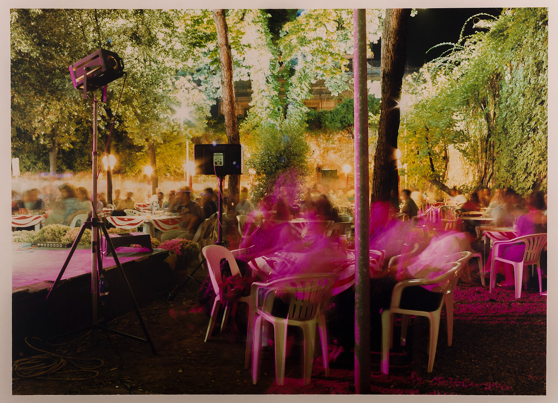 Fotografo artista. Progetto Ritrovi Notturni