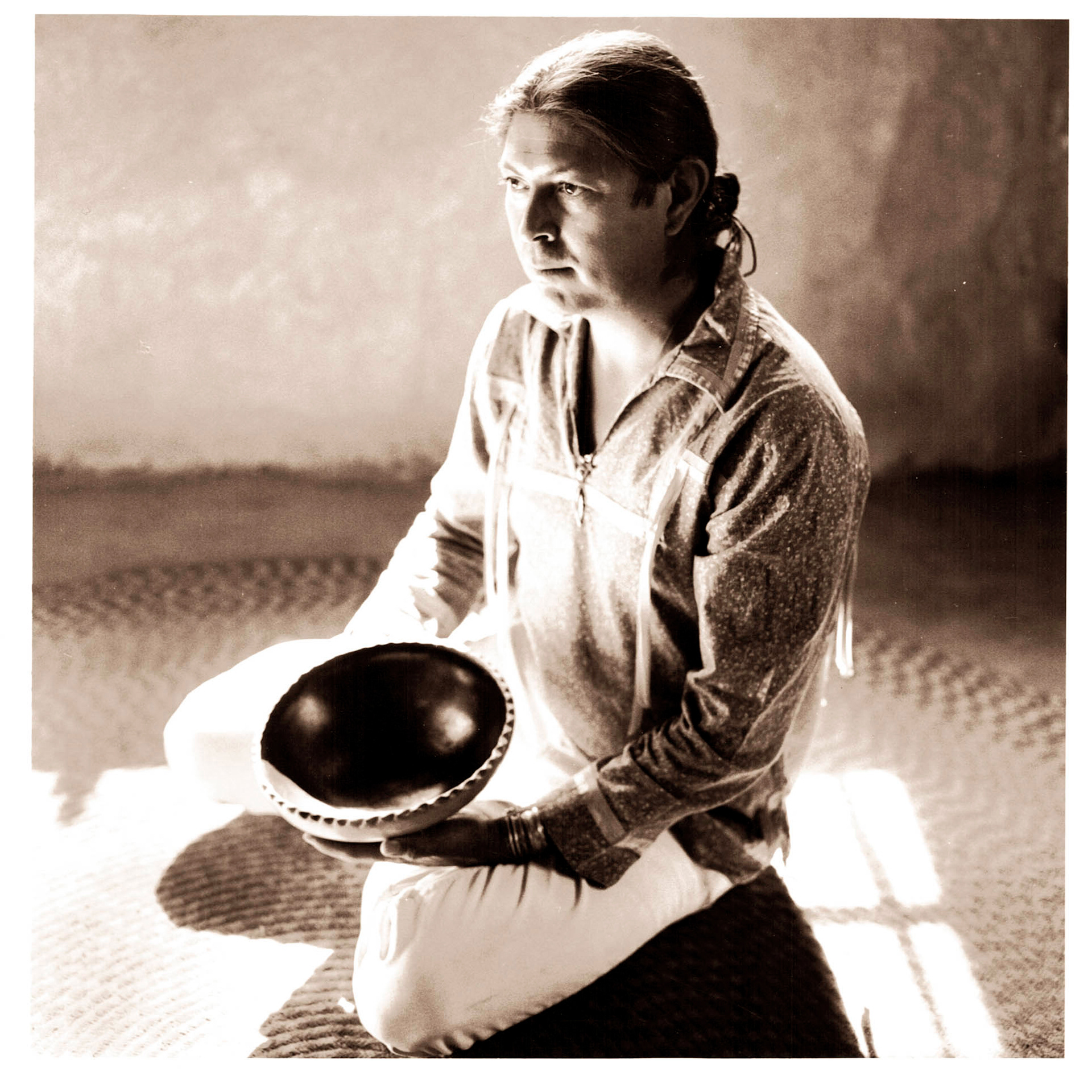 Felipe Ortega, micaceous potter