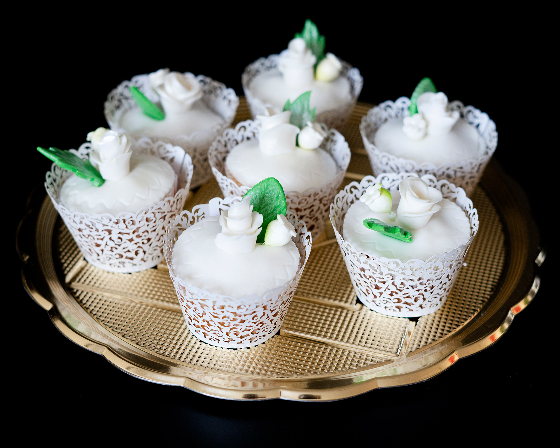WEDDING CUPCAKES