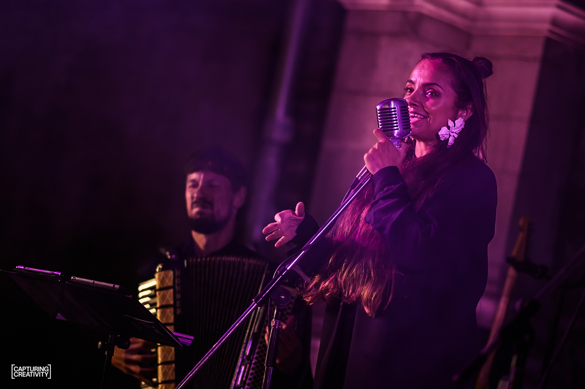 Дуо Гласи и акордеон (Деси Андонова и Илко Градев), Микрофест Три за щастие, 2025