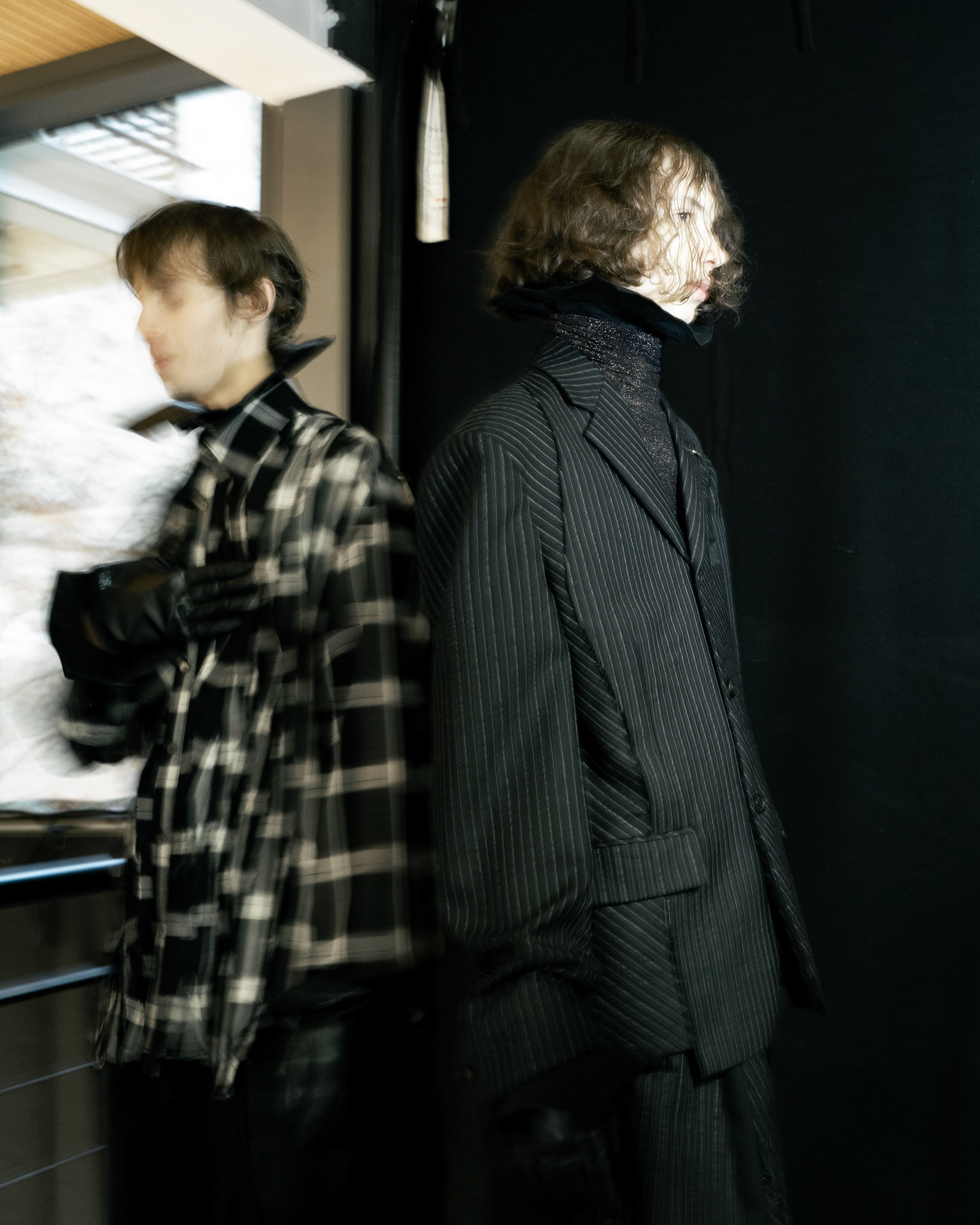 BACKSTAGE SONGZIO AW25 PARIS FASHION WEEK