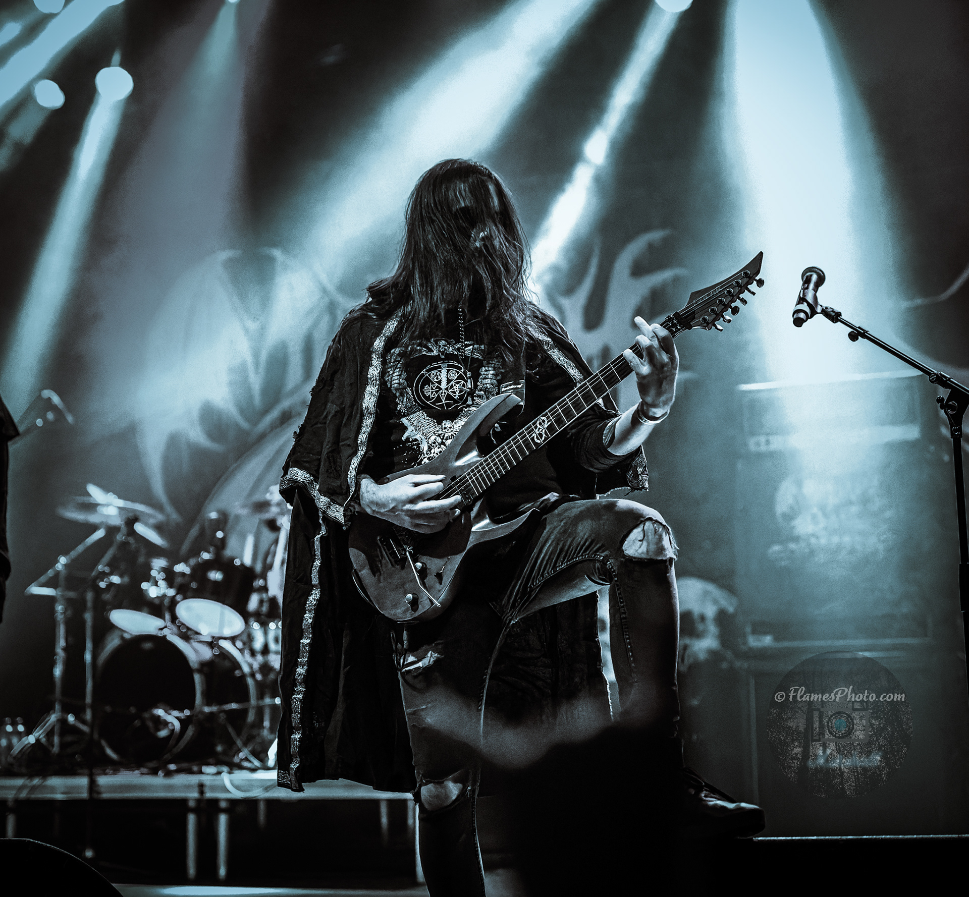 -4- Mortuary Drape © Joakim Öberg / FlamesPhoto