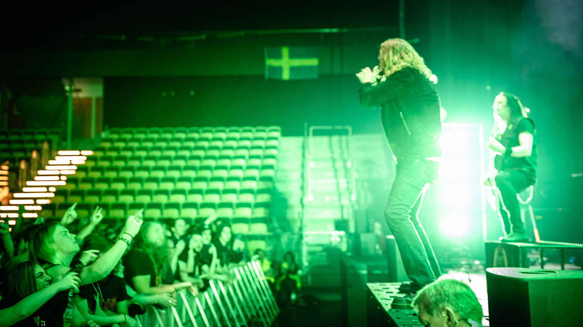 -2- The Halo Effect (© Joakim Öberg // FlamesPhoto.com)