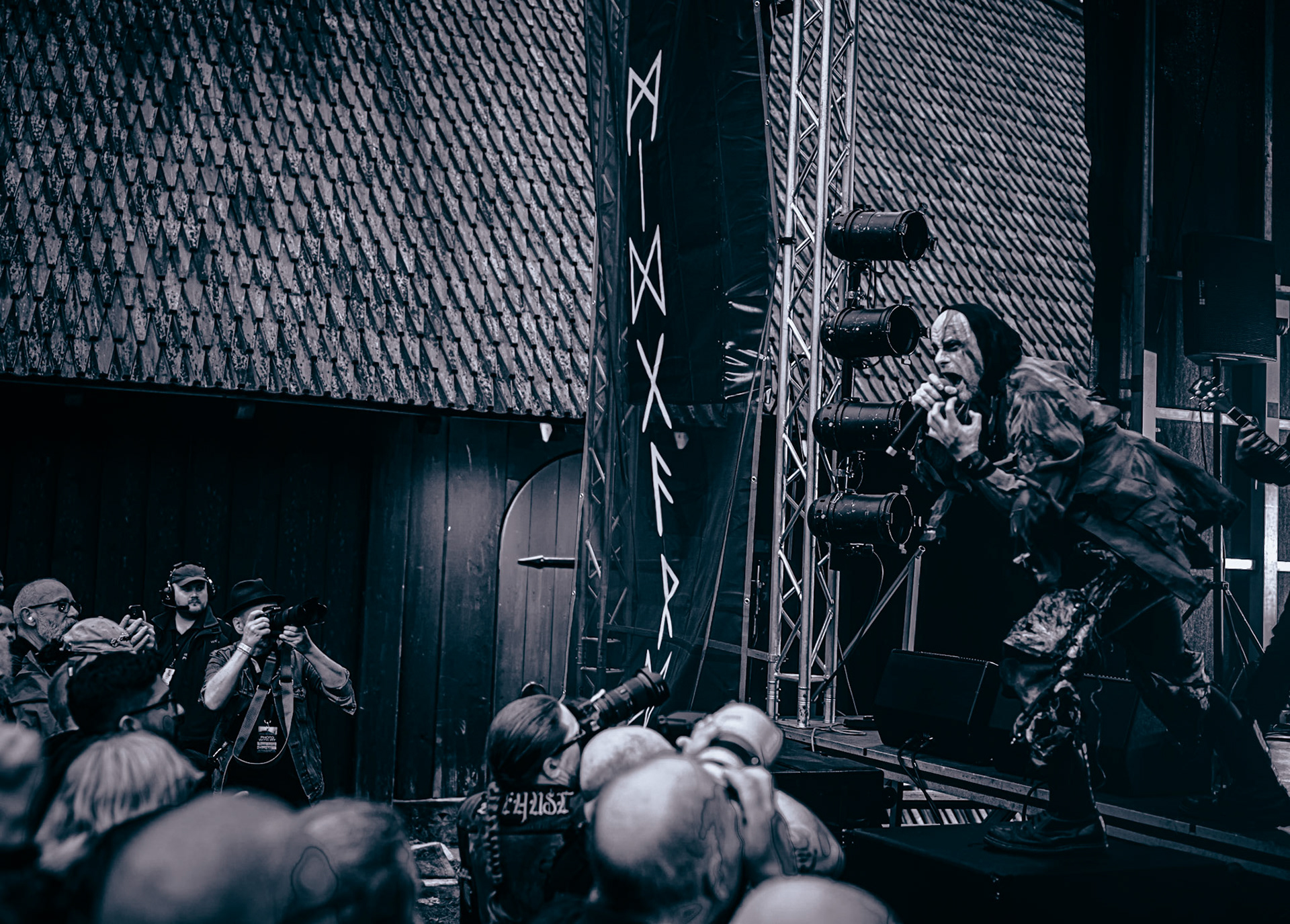 Primordial -1- (© Joakim Öberg/FlamesPhoto)