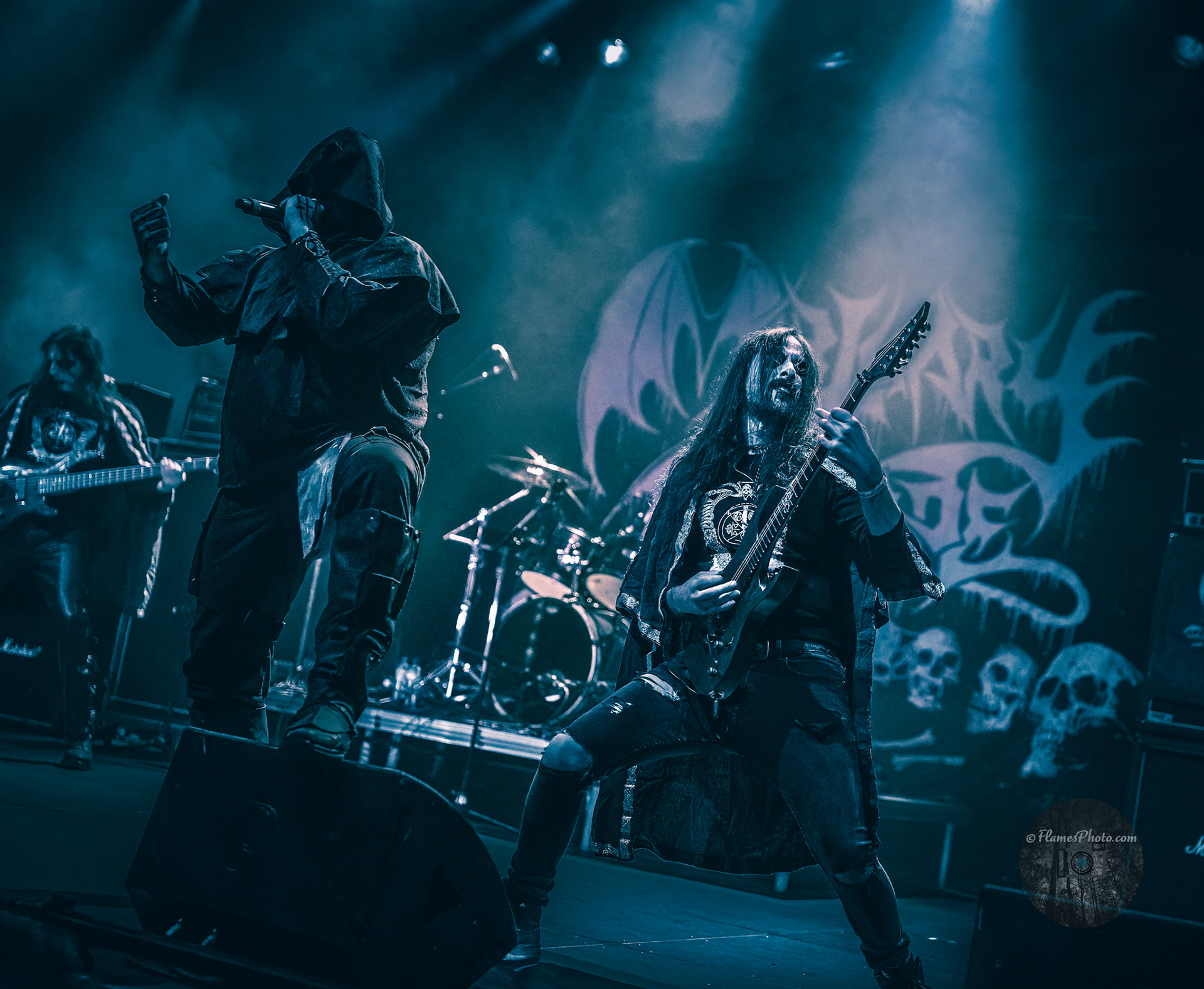 -3- Mortuary Drape © Joakim Öberg / FlamesPhoto