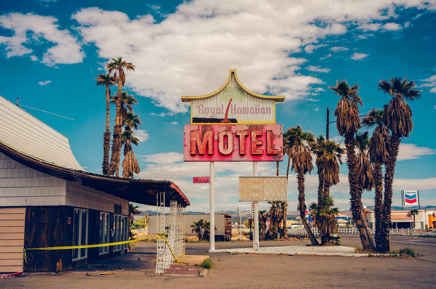 Royal Hawaiian Motel, Baker, California, USA